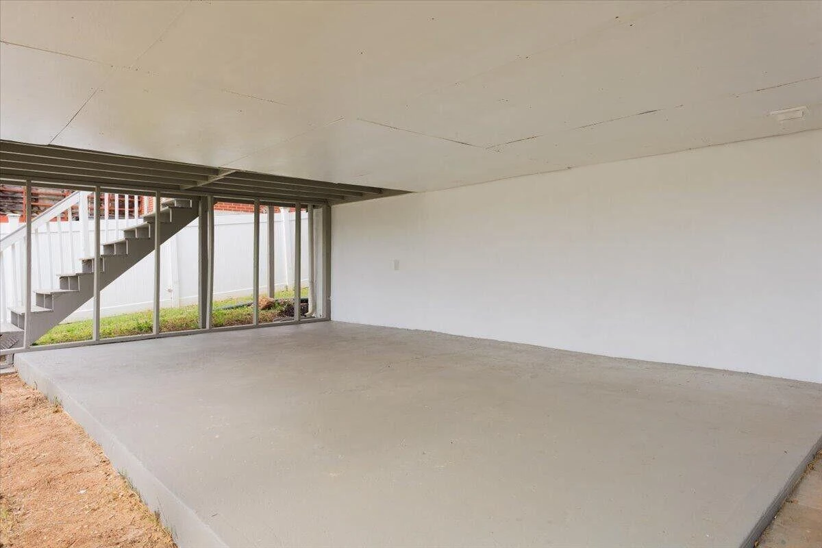 1006 Staunton AVE - Photo 46