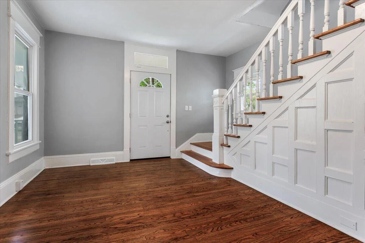 1006 Staunton AVE - Photo 9