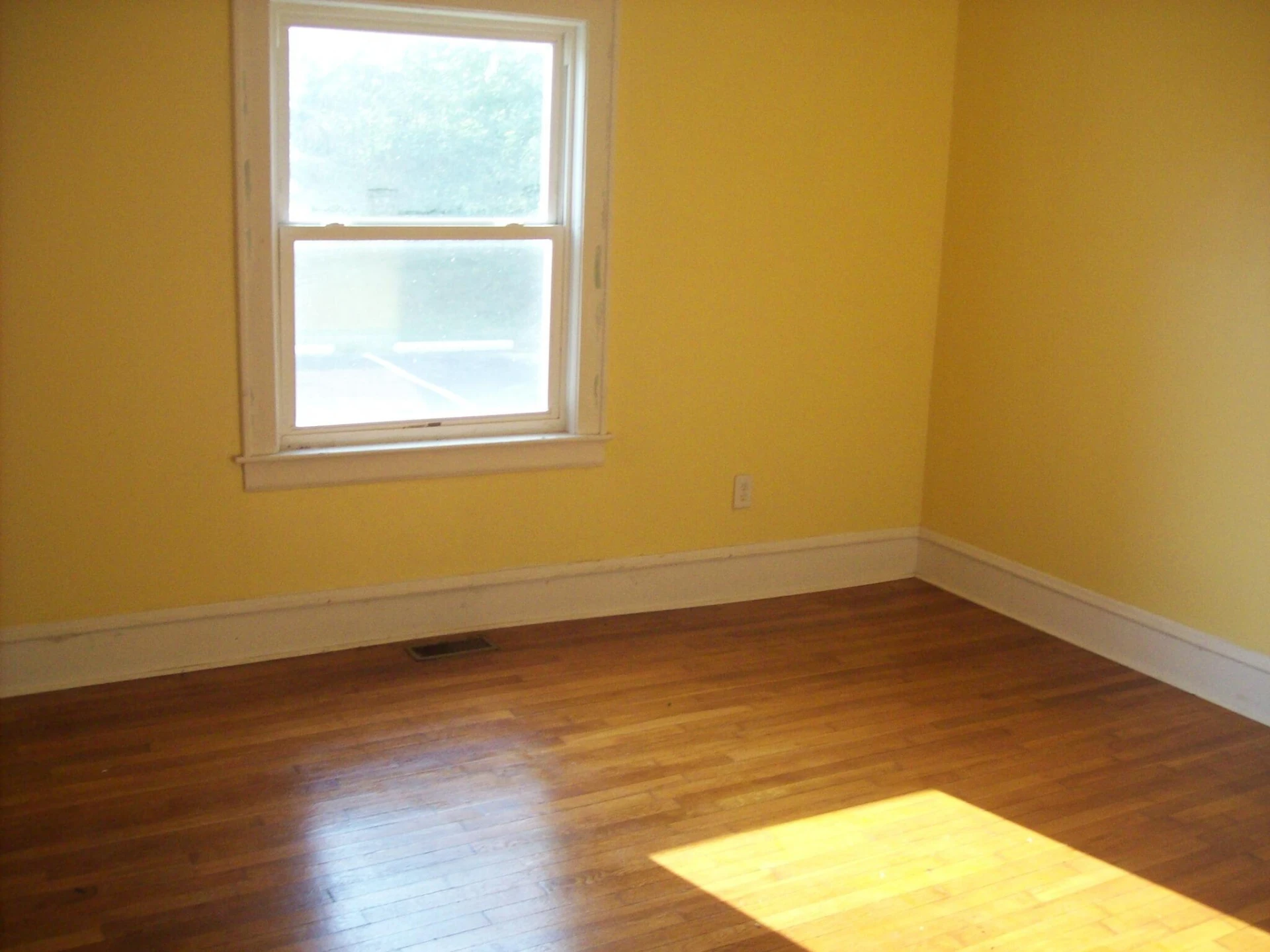 126 Cleveland AVE - Photo 10
