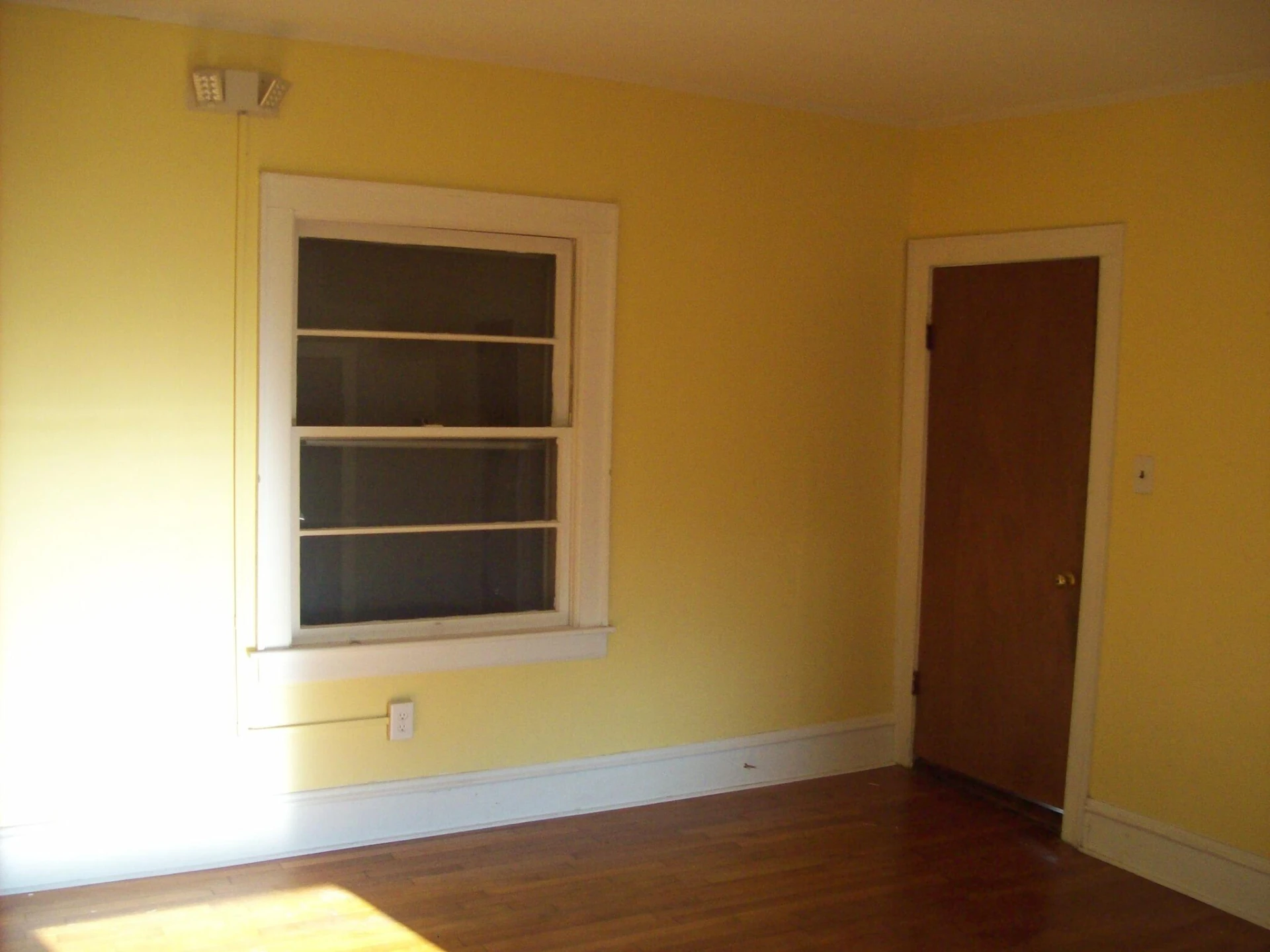 126 Cleveland AVE - Photo 6