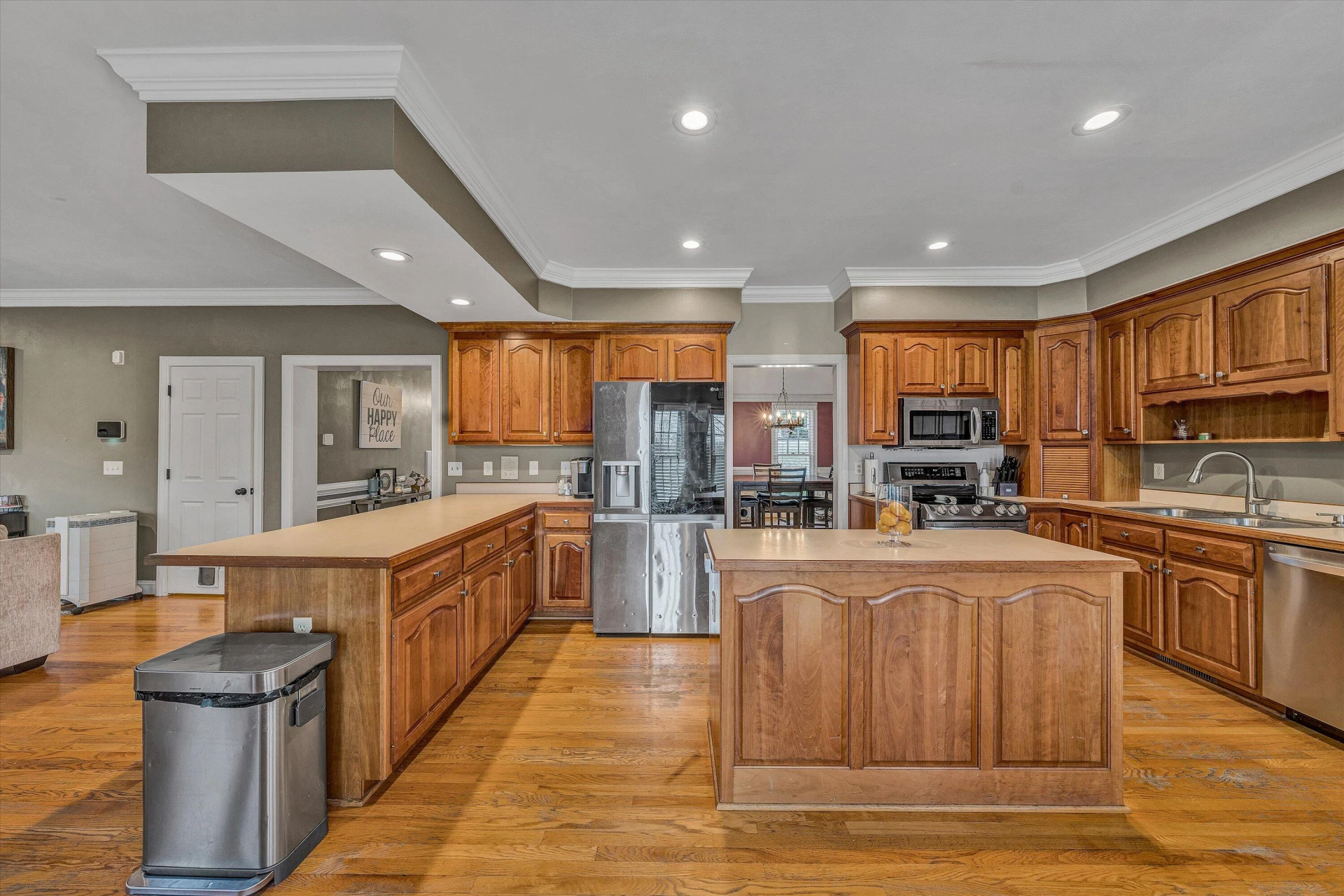 8322 Cardington DR - Photo 13