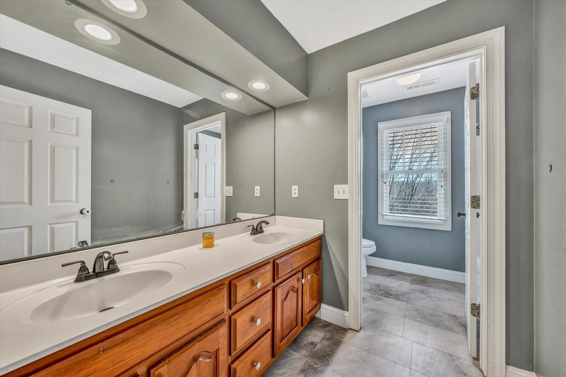 8322 Cardington DR - Photo 24