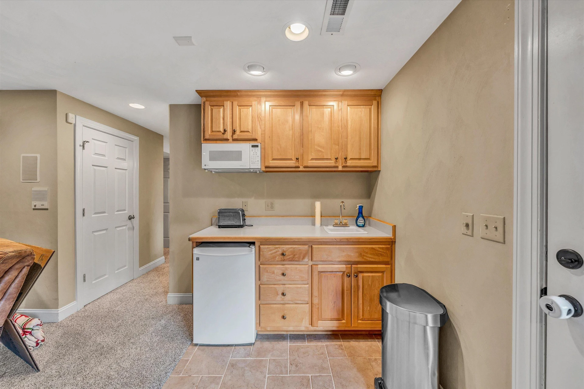 8322 Cardington DR - Photo 33