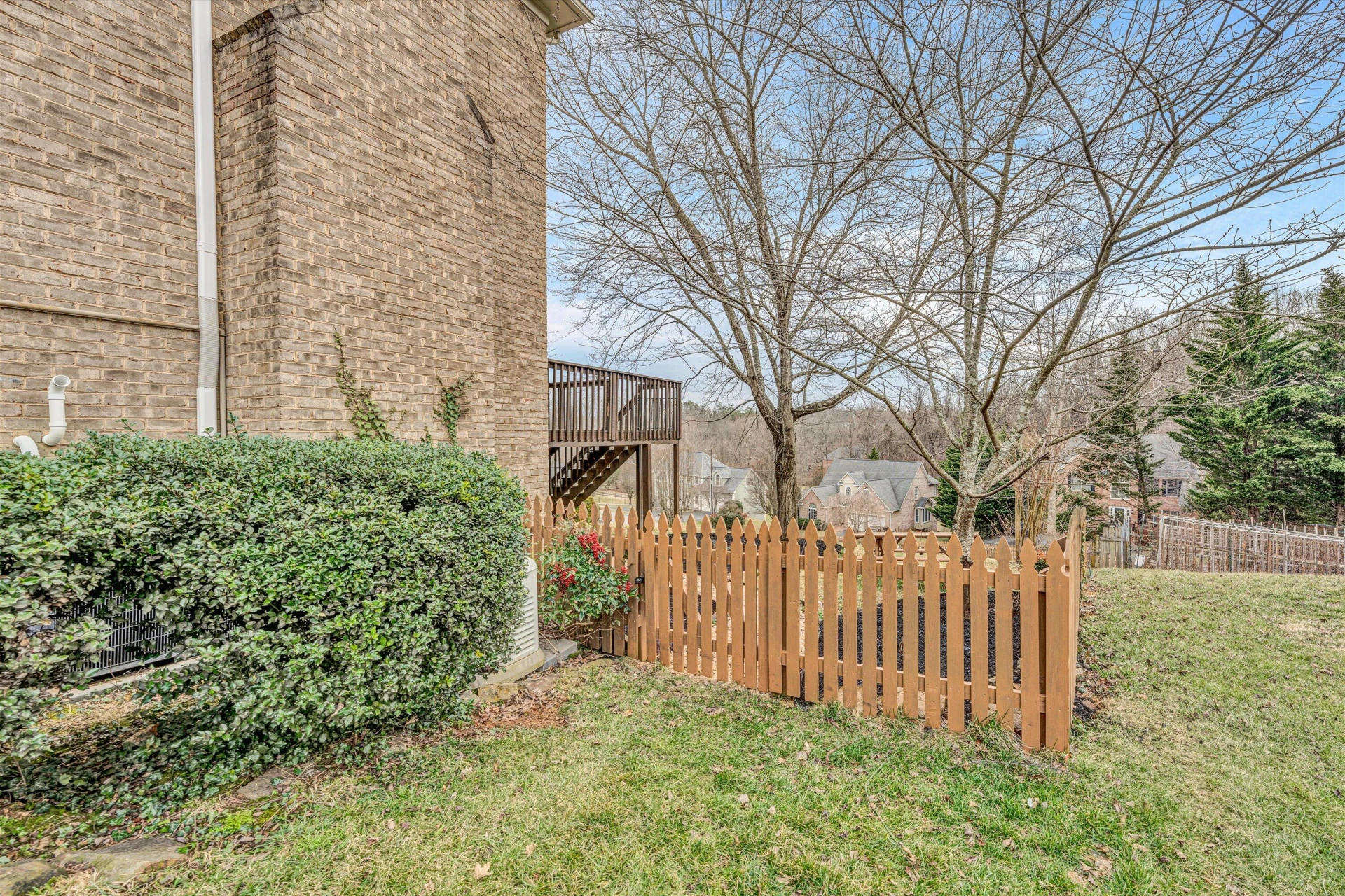 8322 Cardington DR - Photo 38