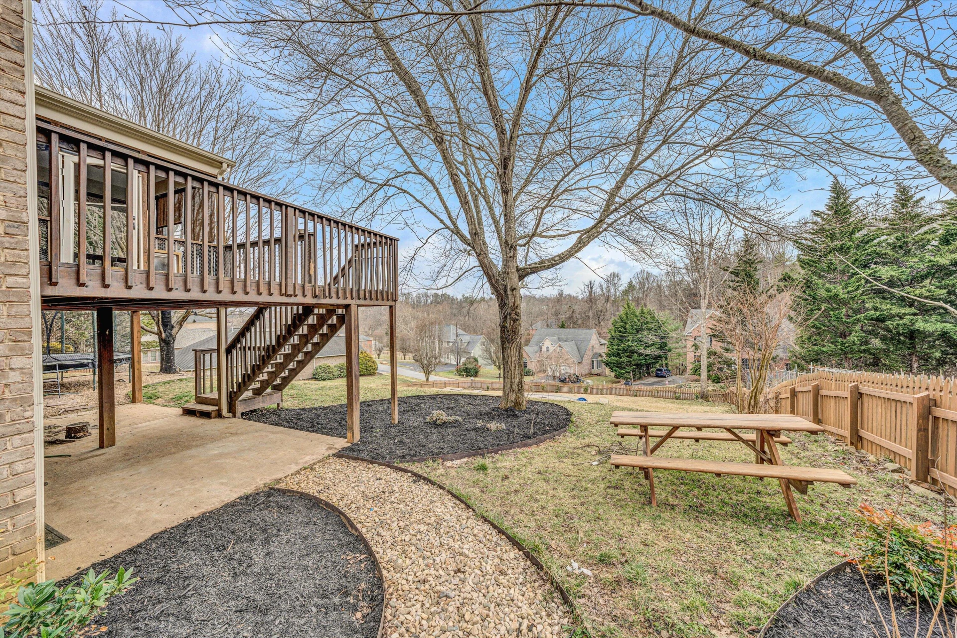 8322 Cardington DR - Photo 39