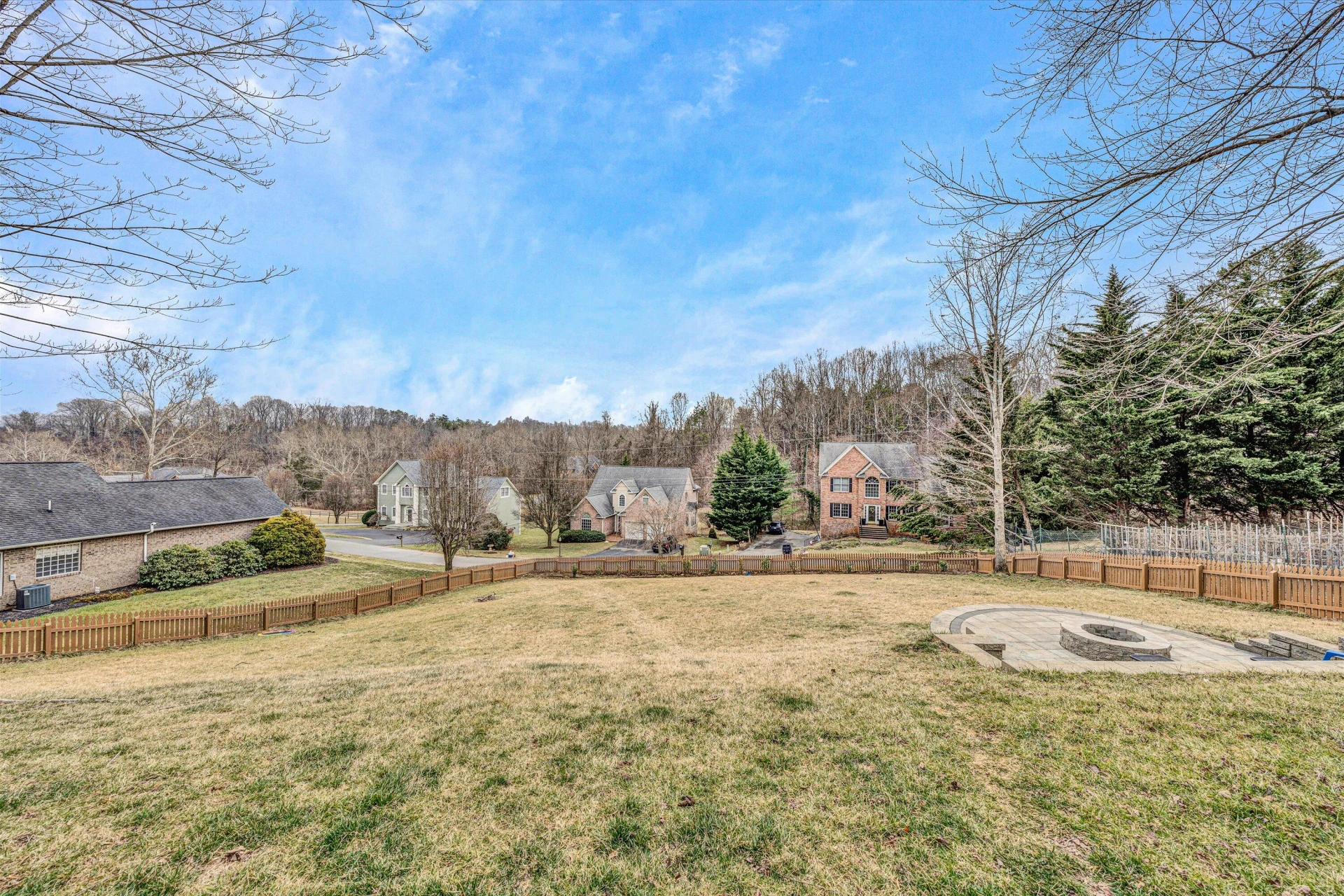8322 Cardington DR - Photo 41