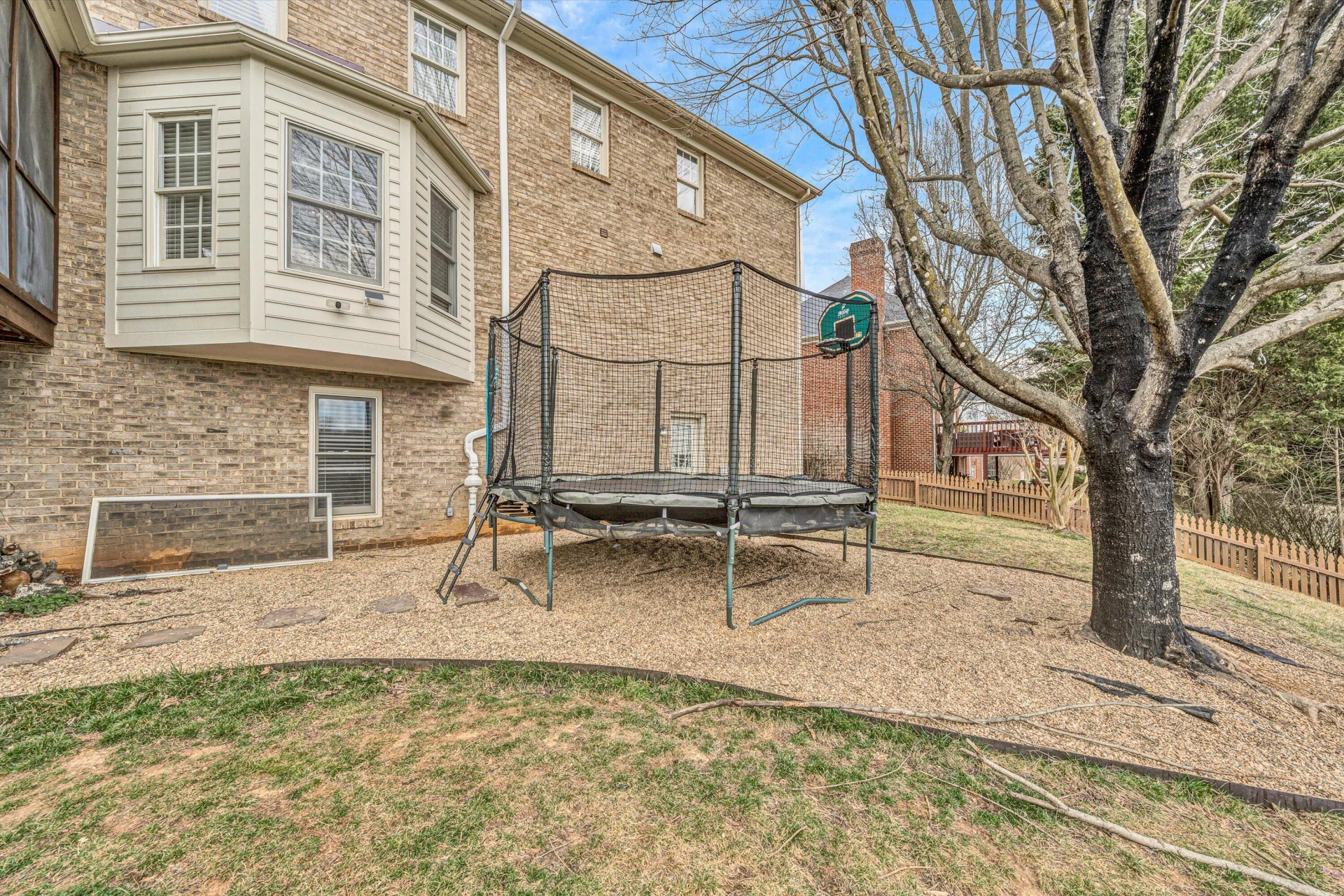 8322 Cardington DR - Photo 42