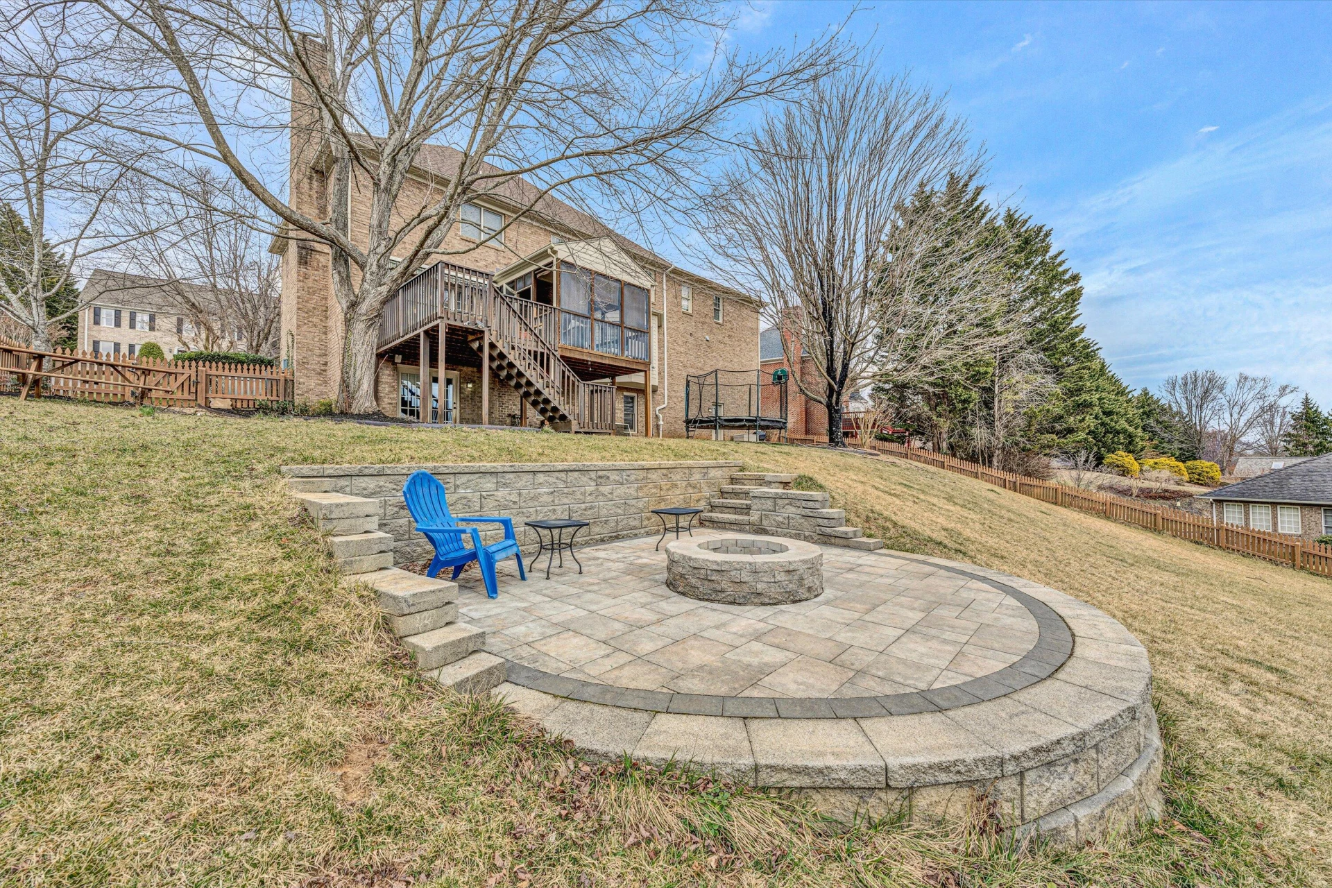8322 Cardington DR - Photo 43