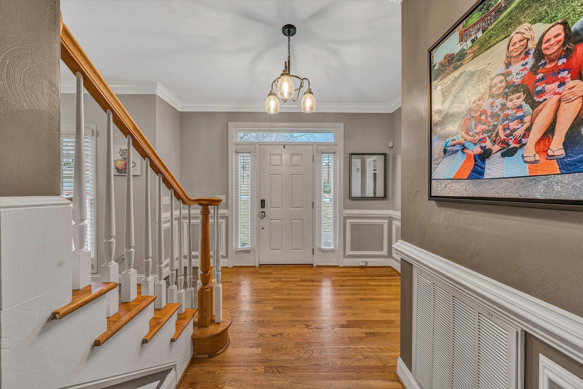 8322 Cardington DR - Photo 7