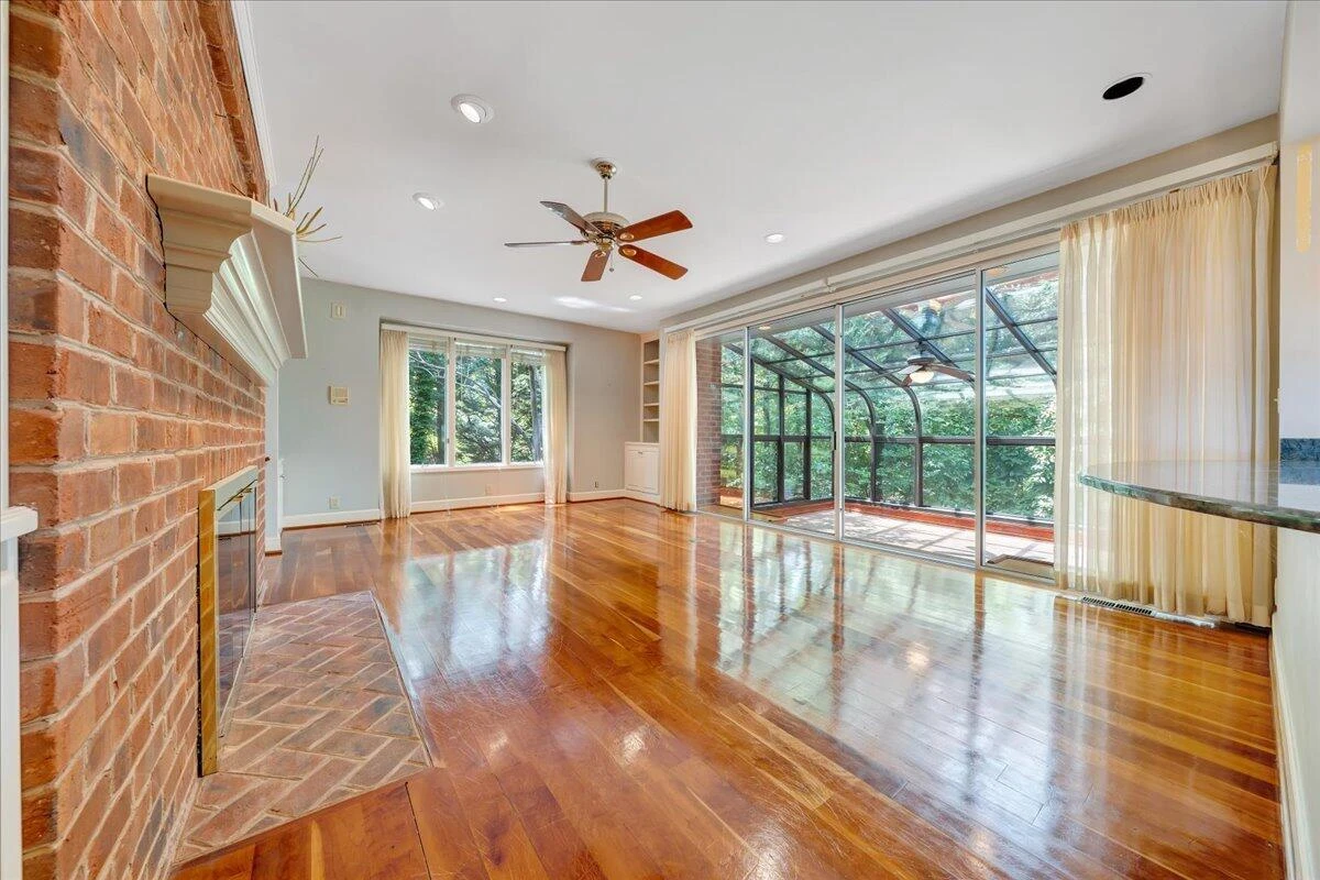 3501 Peakwood DR - Photo 13