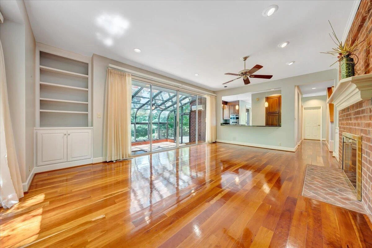 3501 Peakwood DR - Photo 14