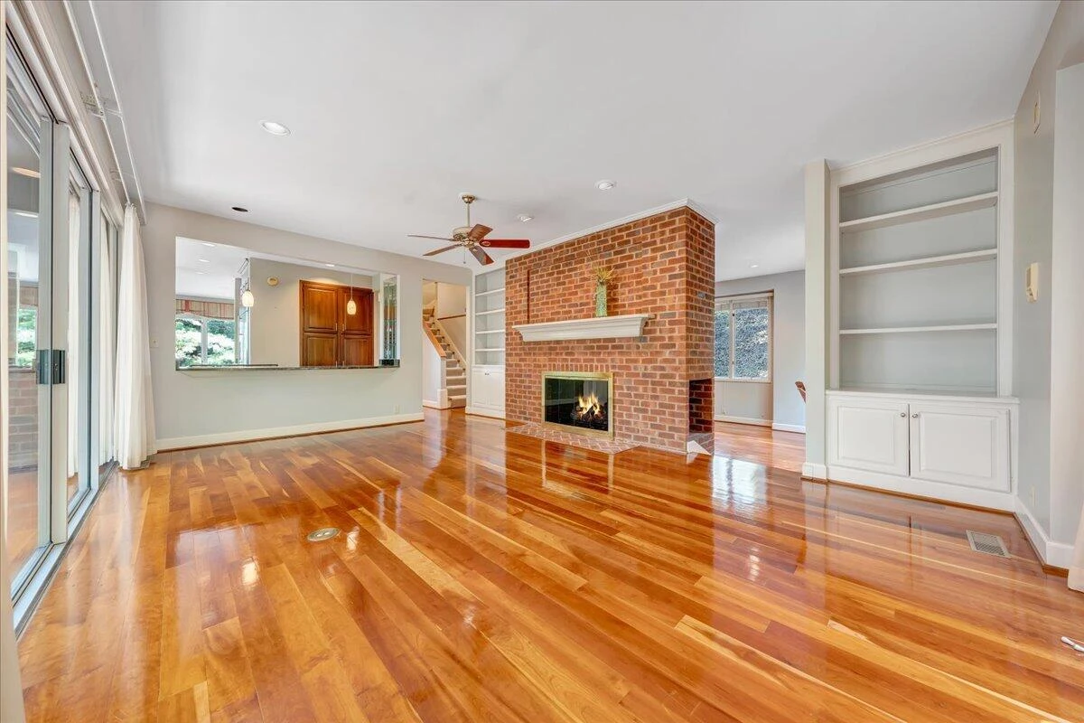 3501 Peakwood DR - Photo 15