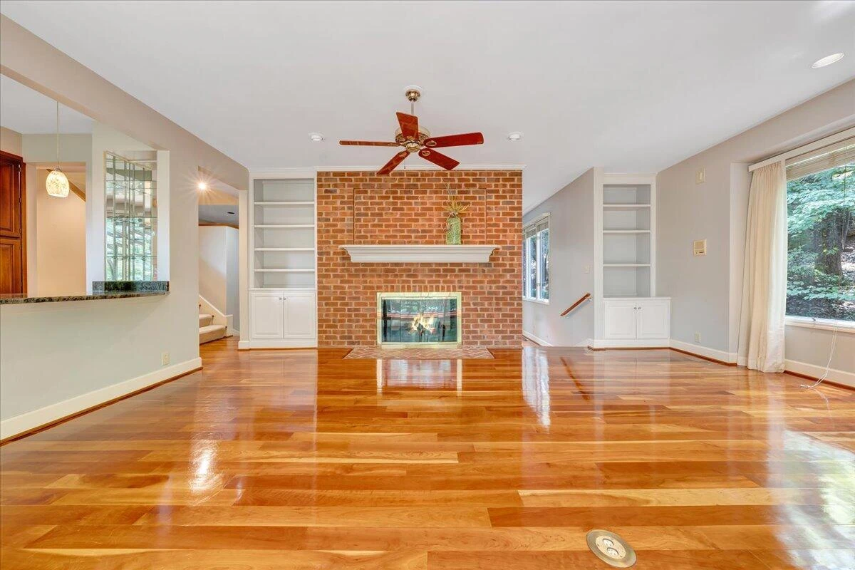 3501 Peakwood DR - Photo 19