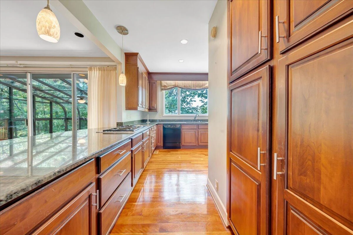 3501 Peakwood DR - Photo 21