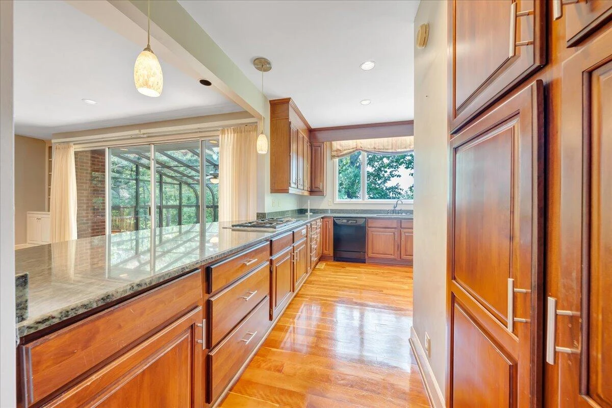 3501 Peakwood DR - Photo 22
