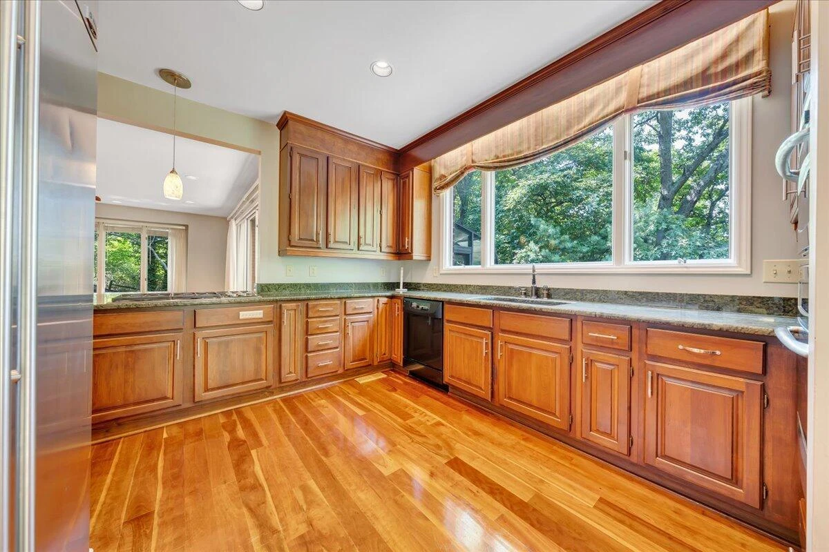 3501 Peakwood DR - Photo 25