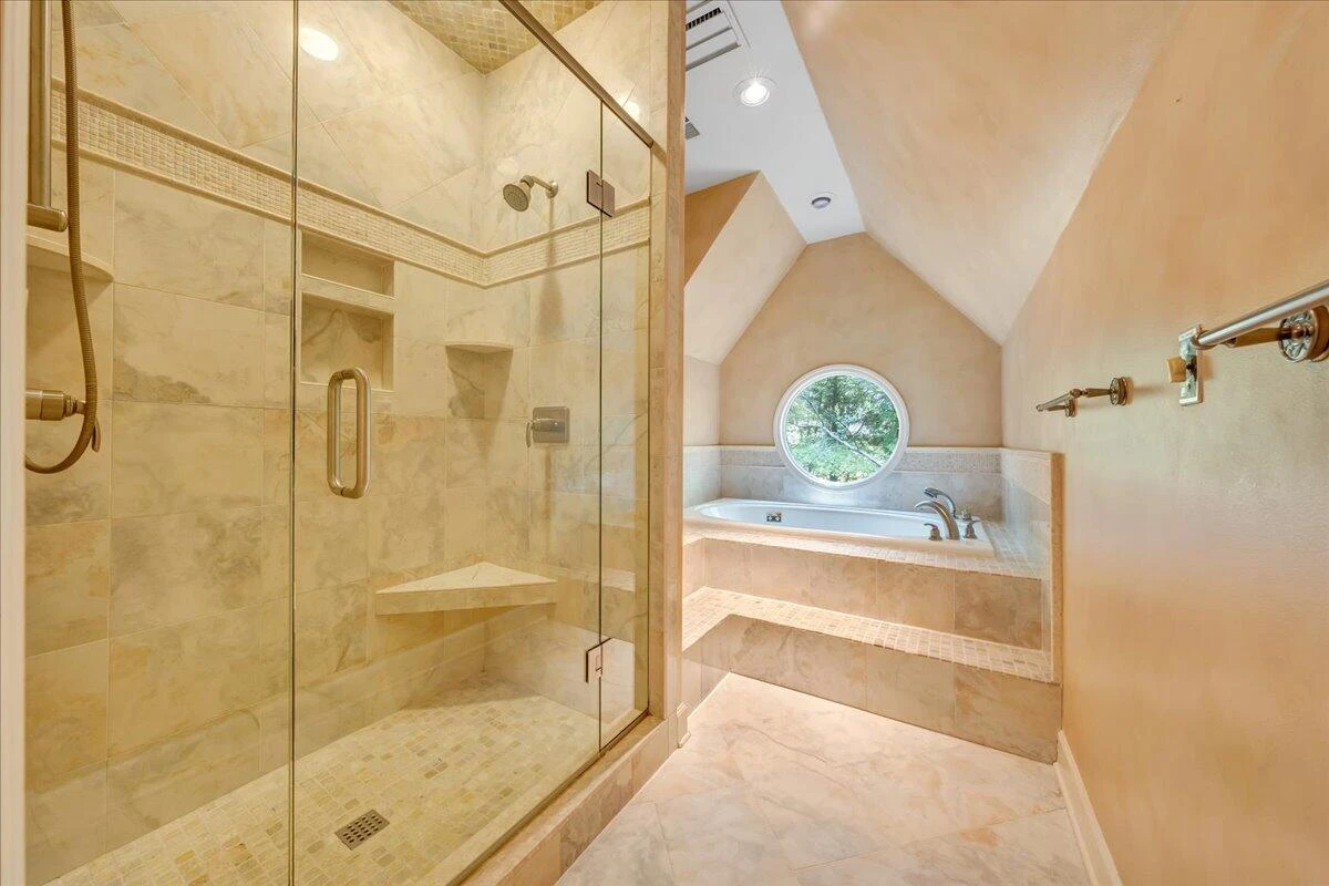 3501 Peakwood DR - Photo 47
