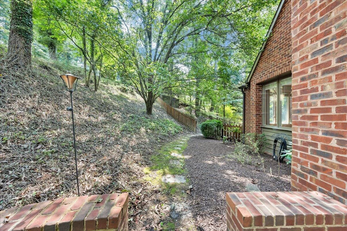 3501 Peakwood DR - Photo 71