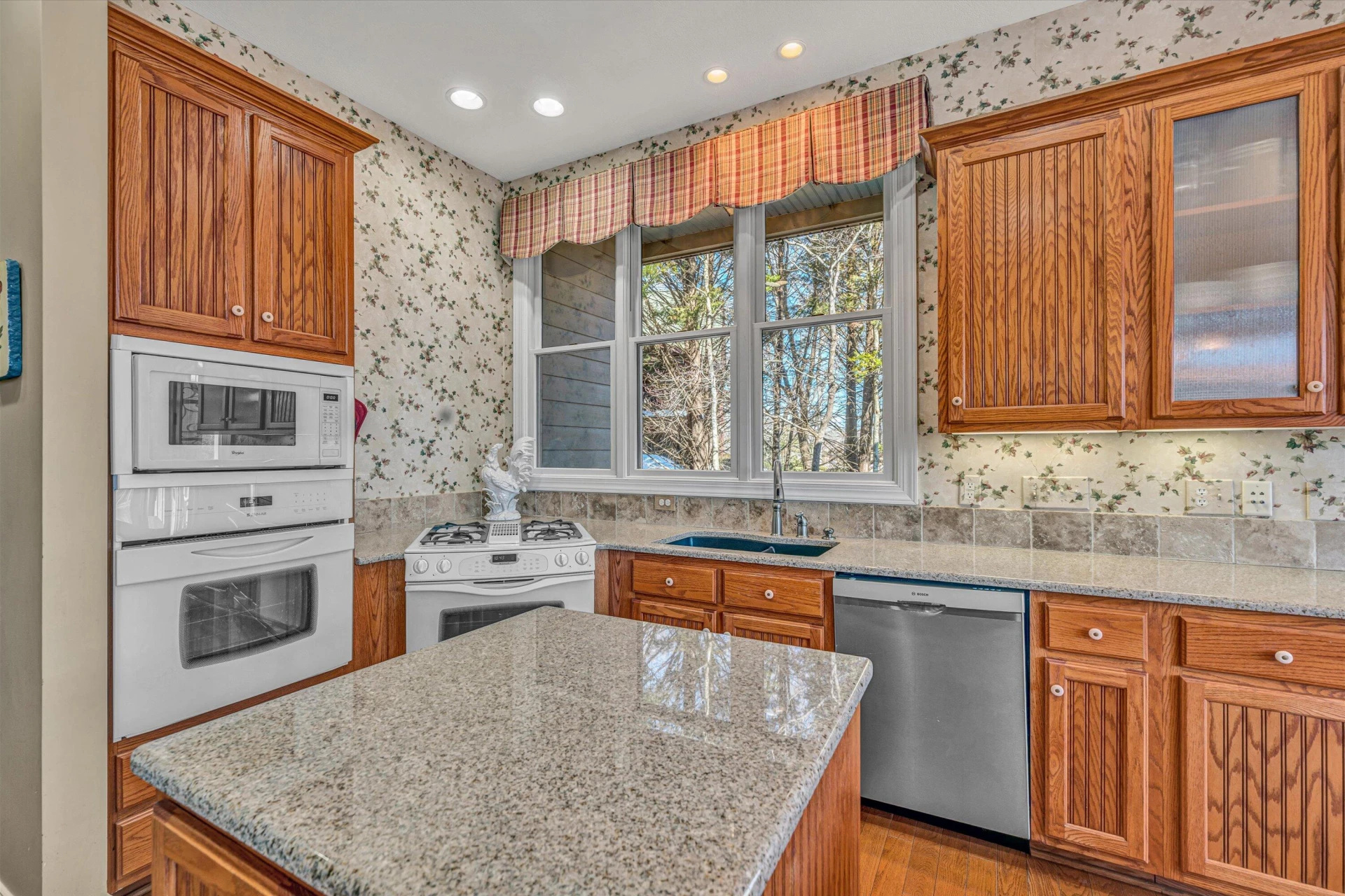 300 Admirals WAY - Photo 18