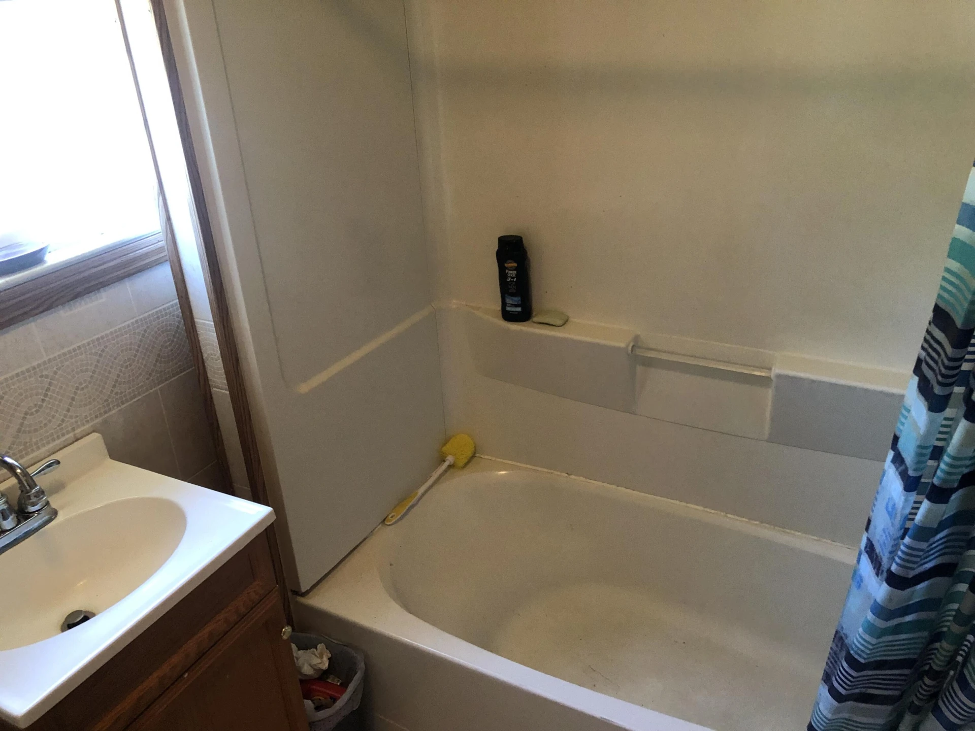 313 Alleghany ST - Photo 11