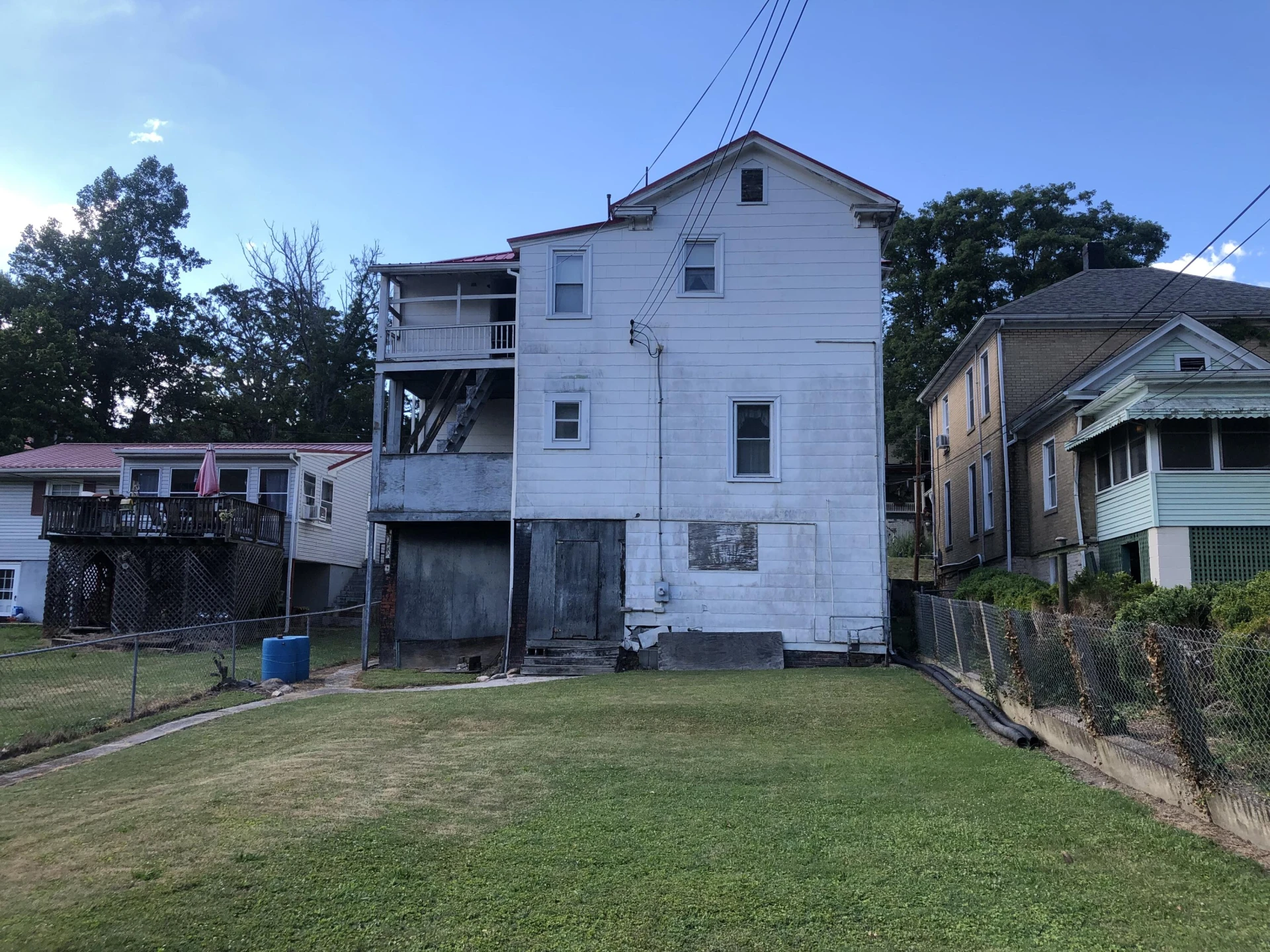 313 Alleghany ST - Photo 3