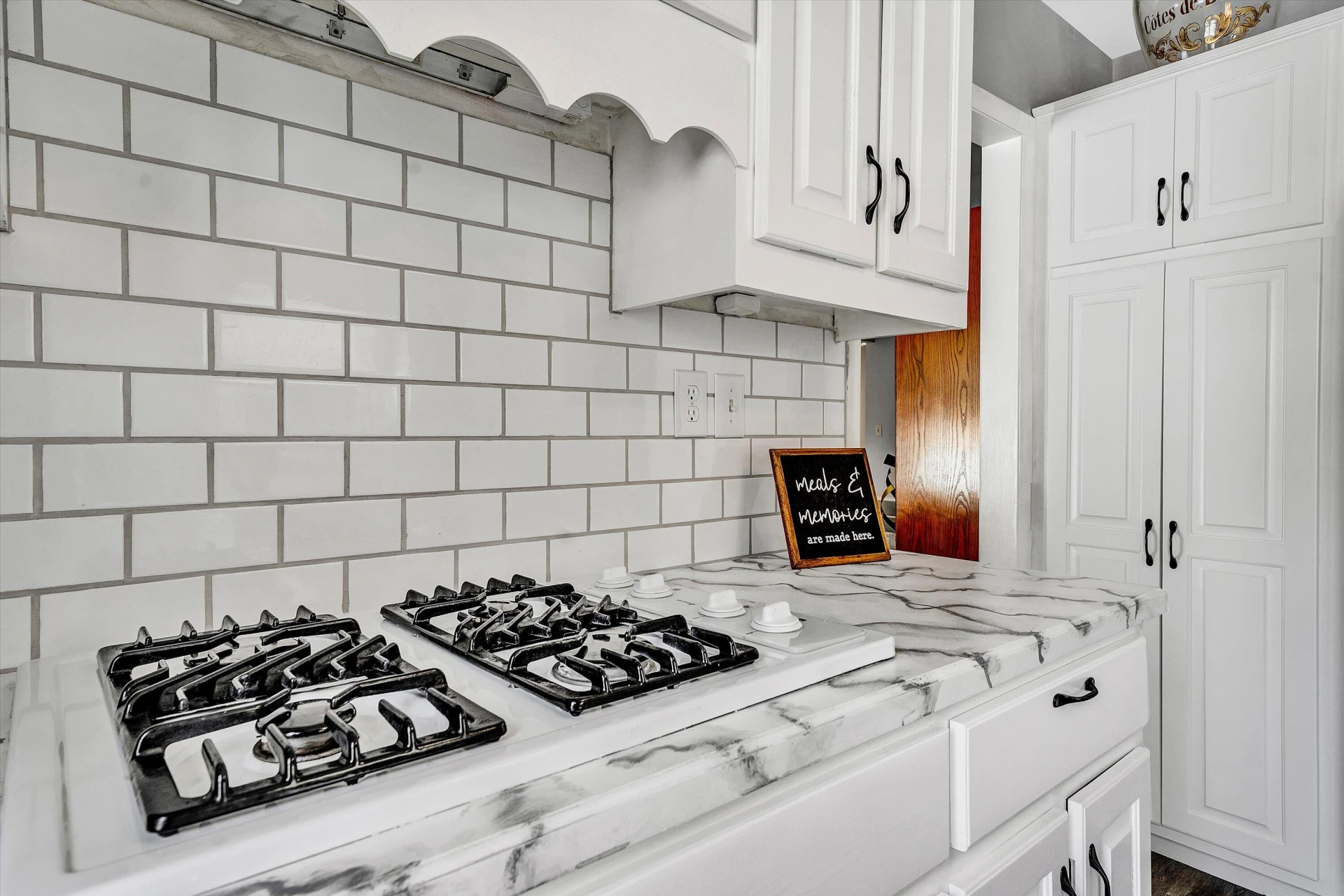 7015 Autumn Wood LN - Photo 16