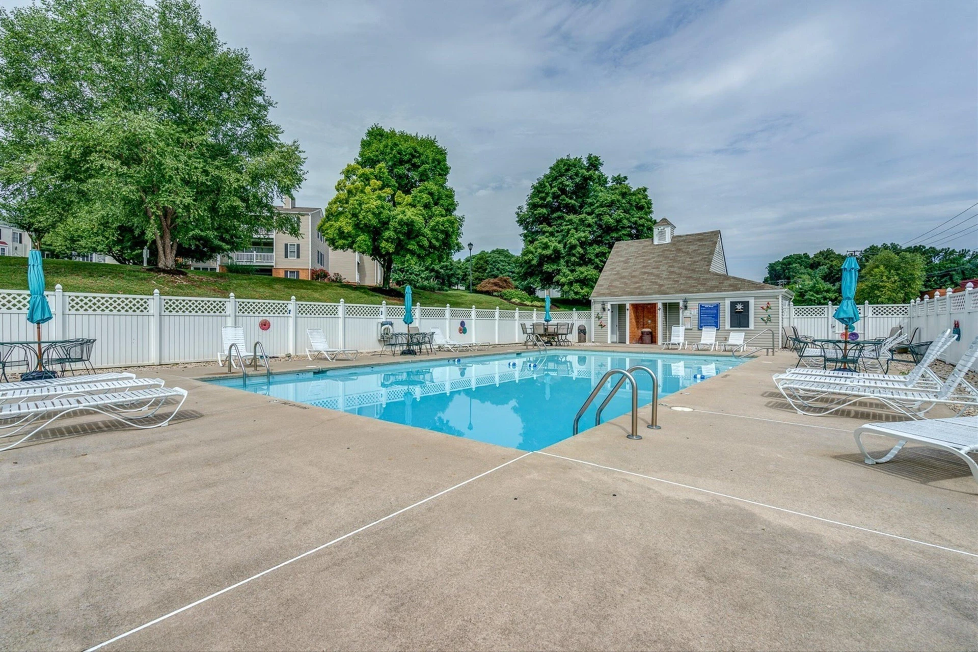 2983 Winterberry DR - Photo 22