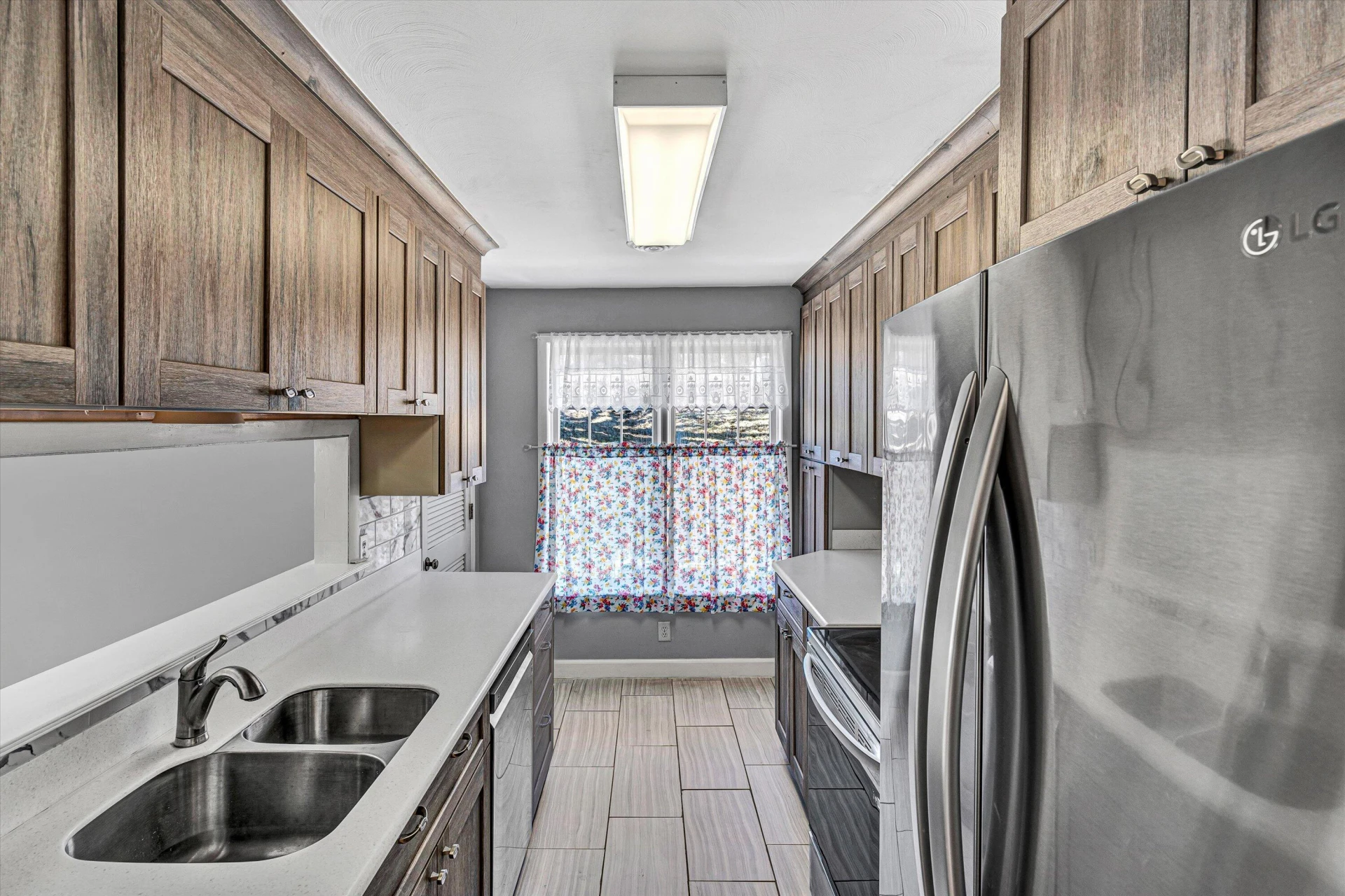 2983 Winterberry DR - Photo 4