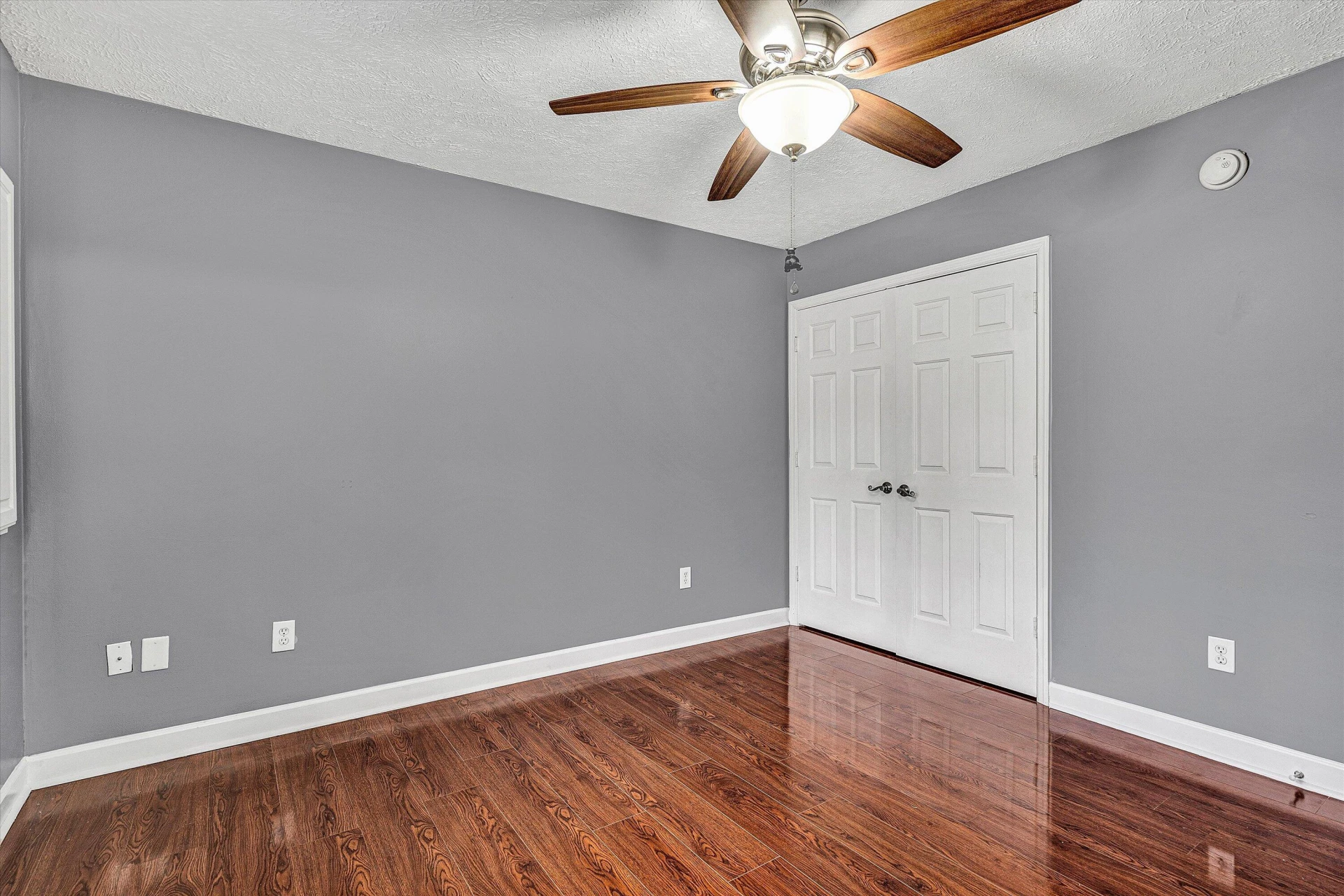 2340 Locust Grove CIR - Photo 13