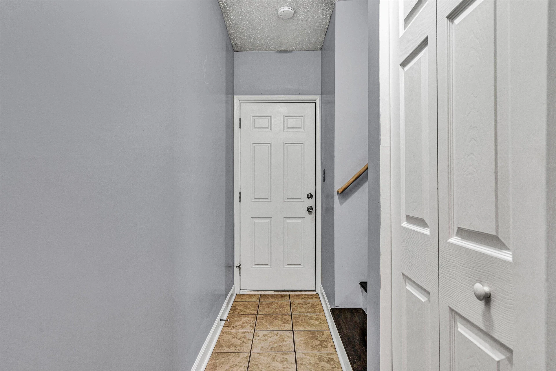 2340 Locust Grove CIR - Photo 18