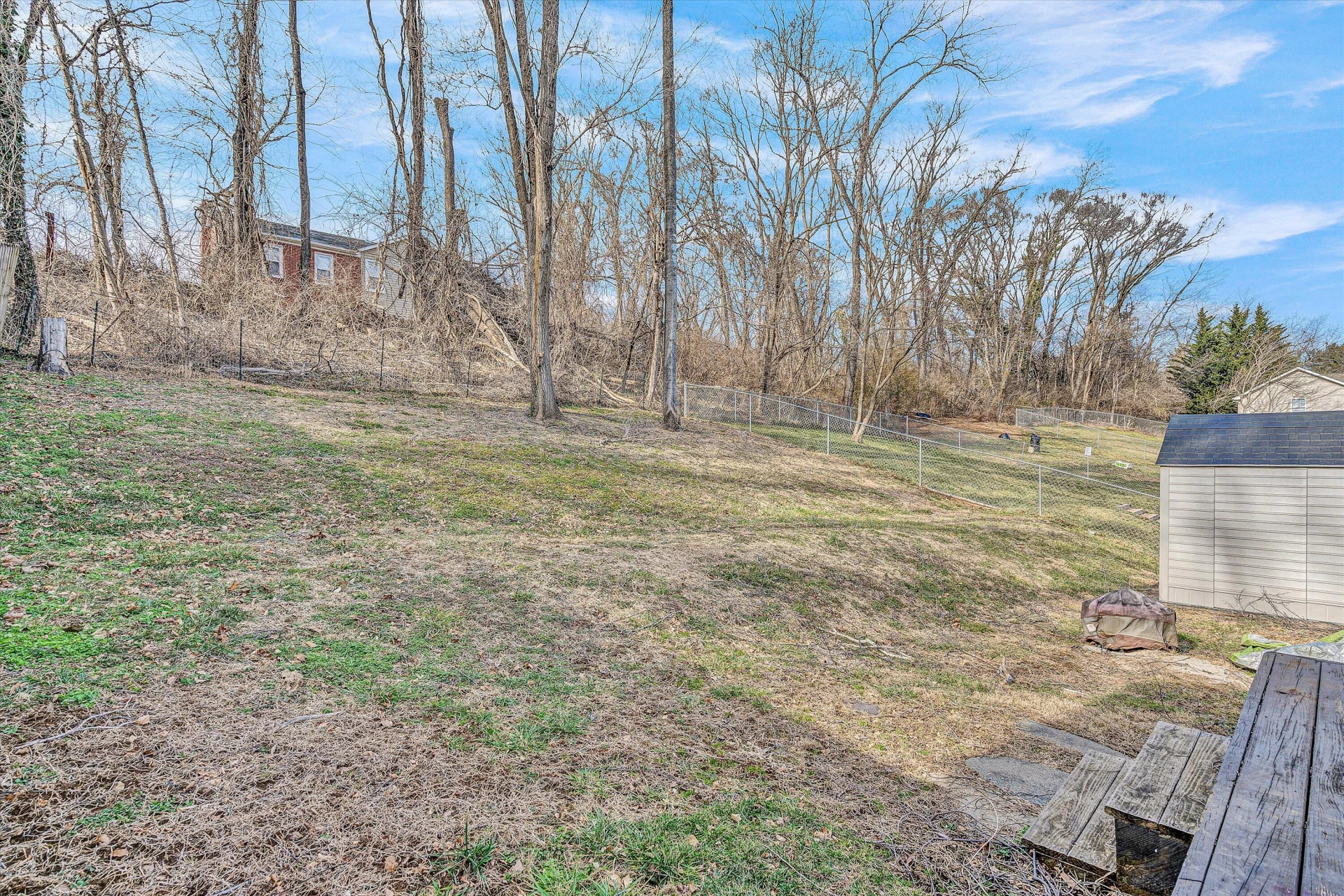 2340 Locust Grove CIR - Photo 24