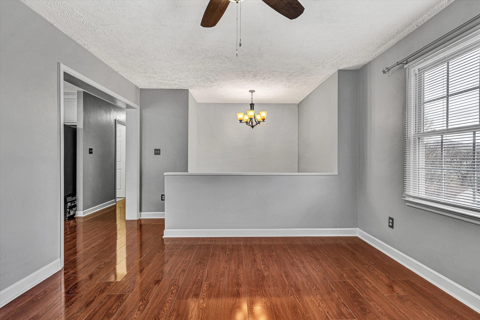 2340 Locust Grove CIR - Photo 4