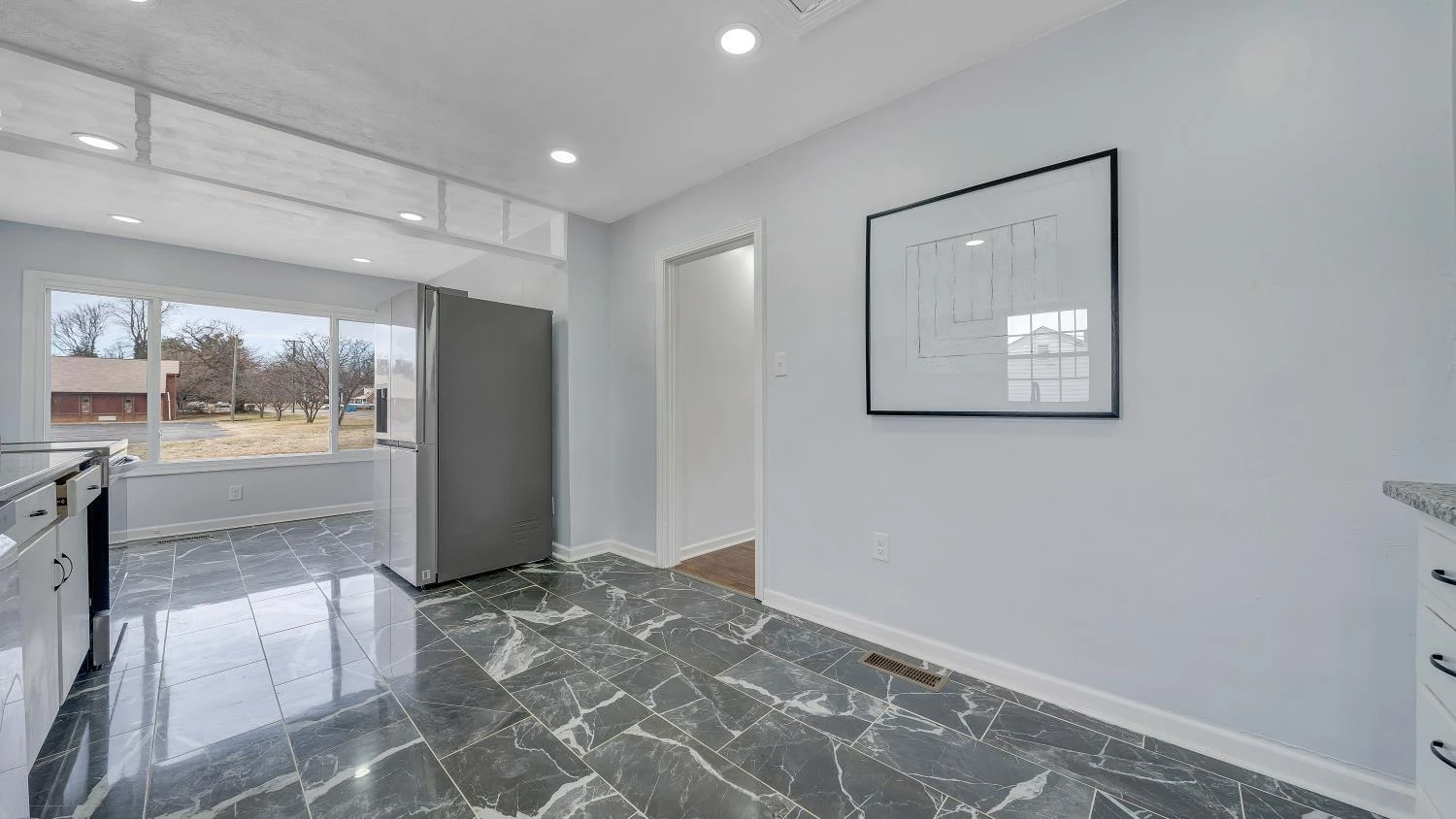 2846 Cove RD - Photo 10