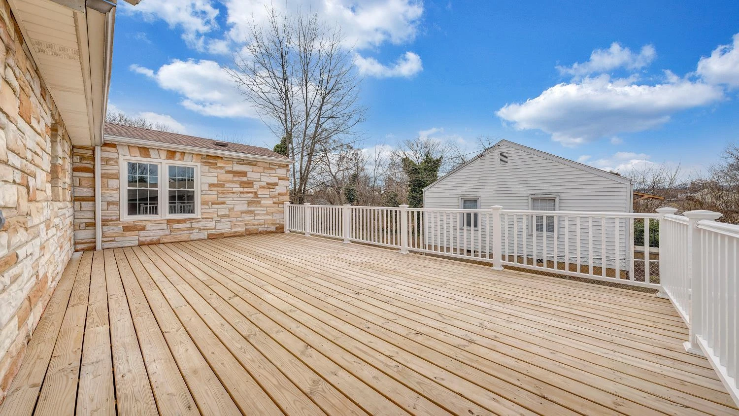 2846 Cove RD - Photo 32