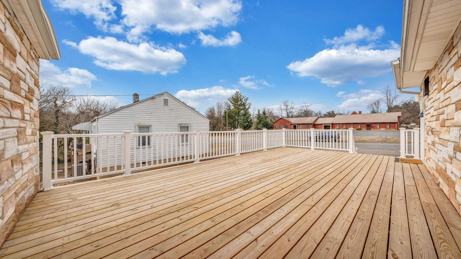 2846 Cove RD - Photo 34