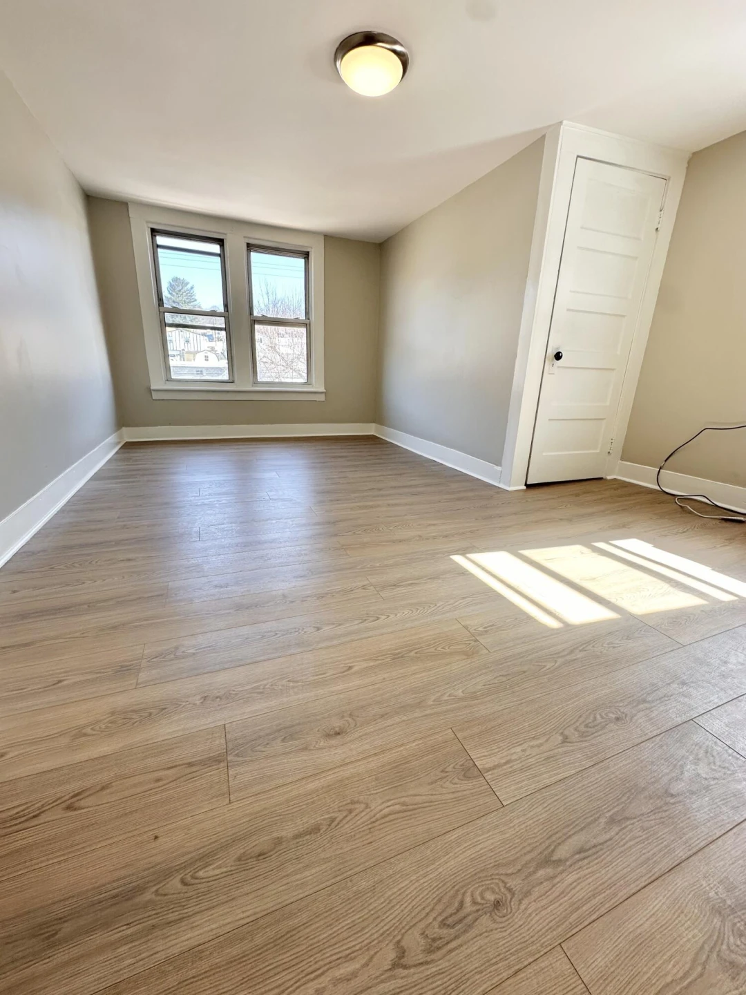 704 Pocahontas AVE - Photo 27