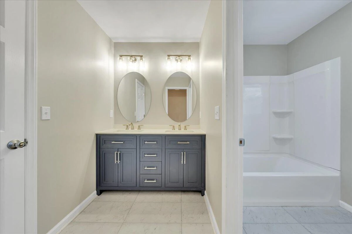 1200 Meadowview DR - Photo 46