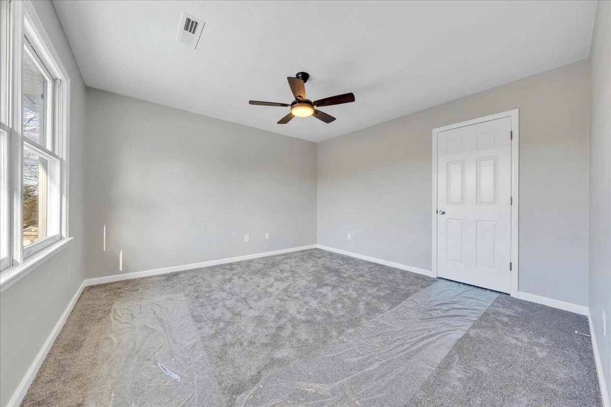 1200 Meadowview DR - Photo 51