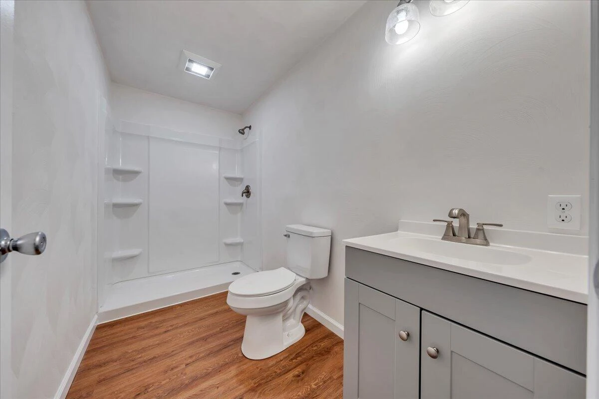 1200 Meadowview DR - Photo 57