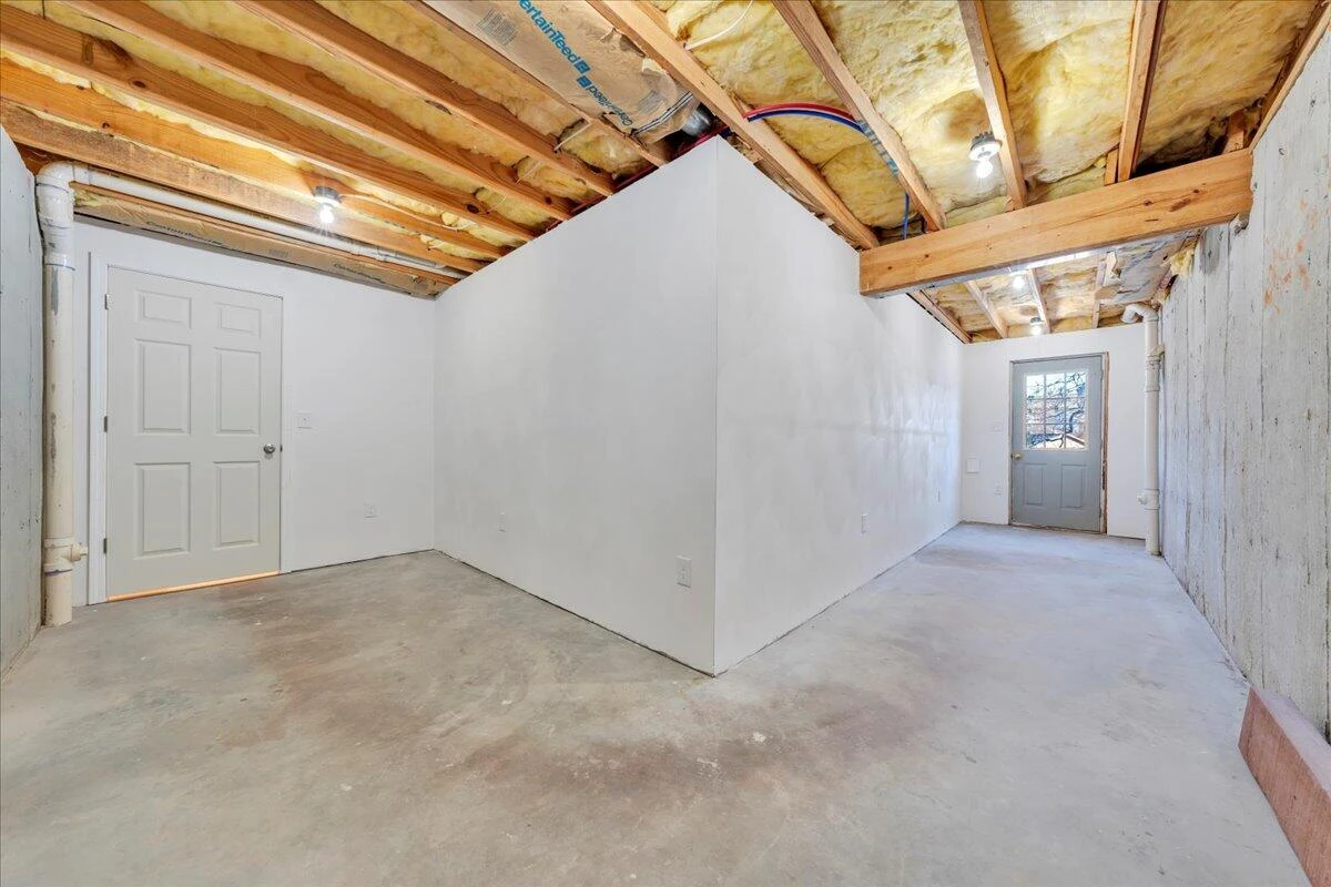 1200 Meadowview DR - Photo 58