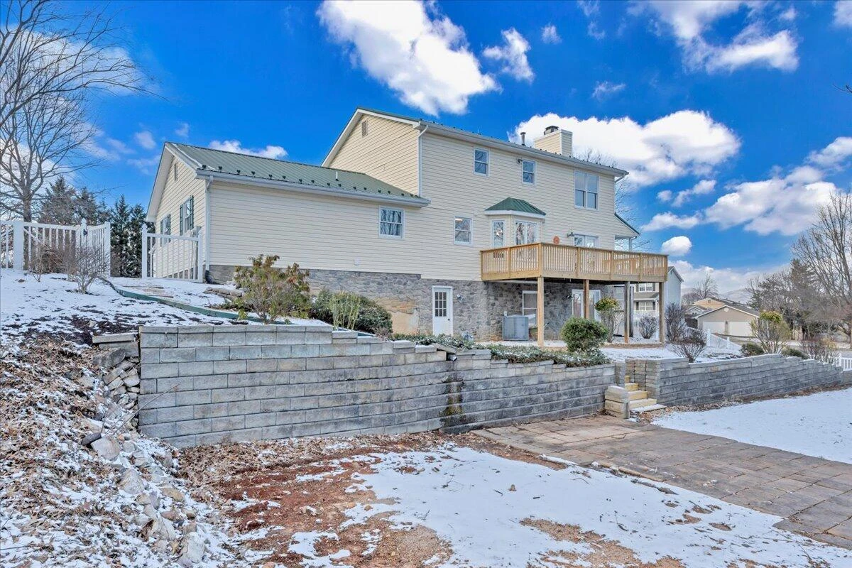 1200 Meadowview DR - Photo 66
