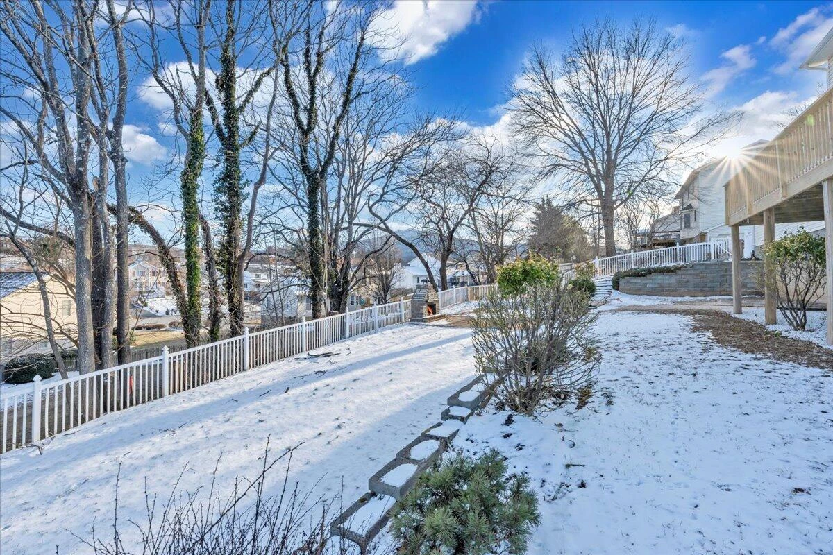 1200 Meadowview DR - Photo 75