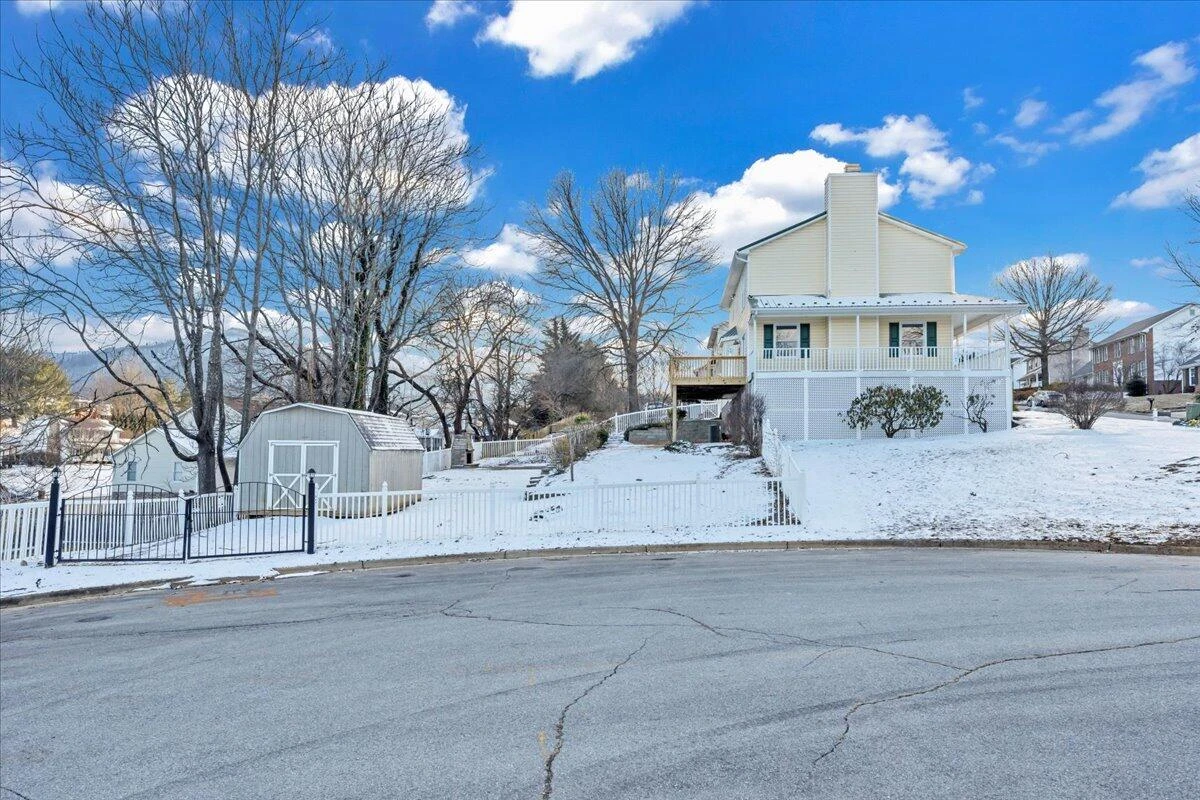 1200 Meadowview DR - Photo 78