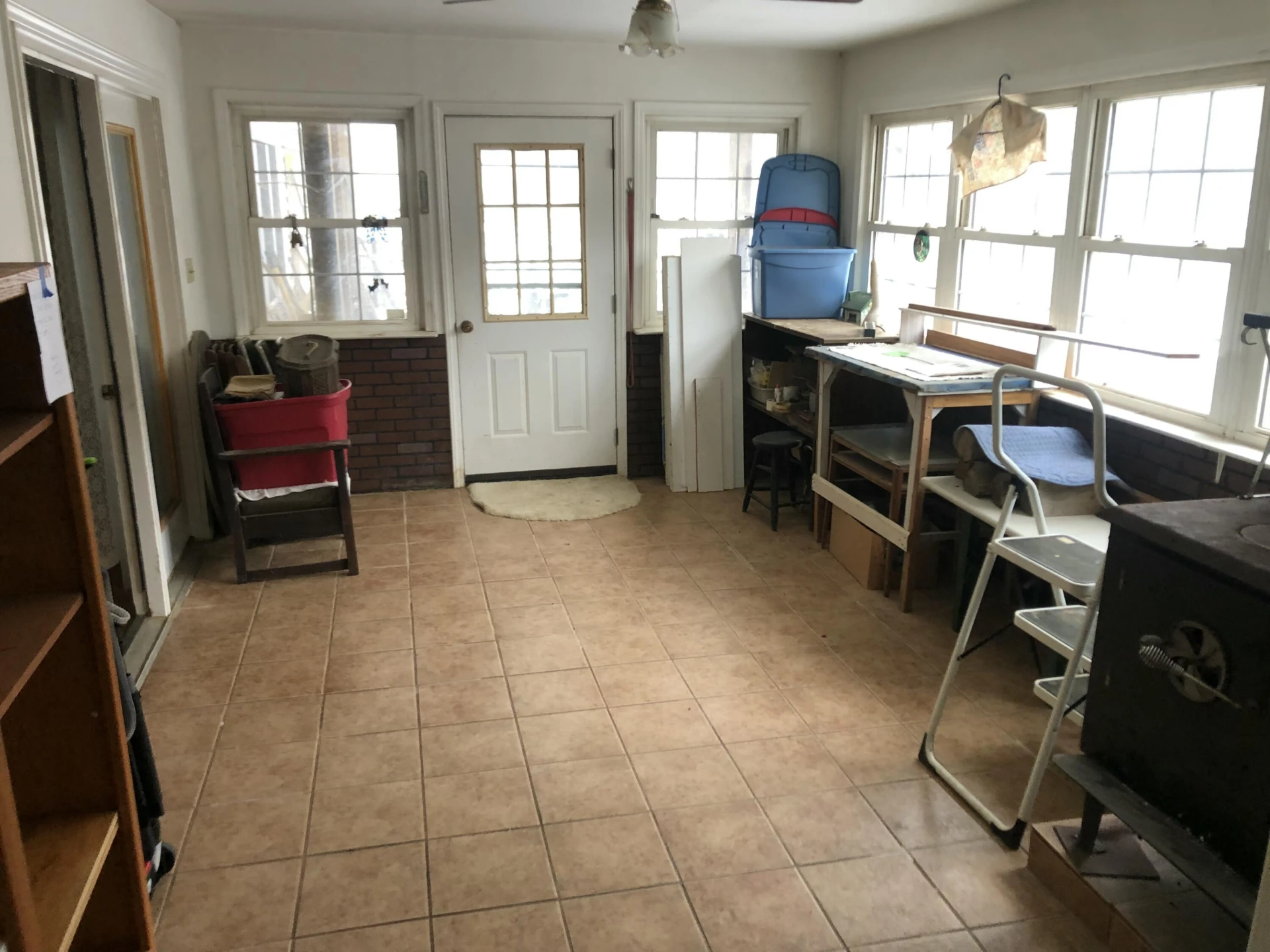 629 Paradise LN - Photo 12