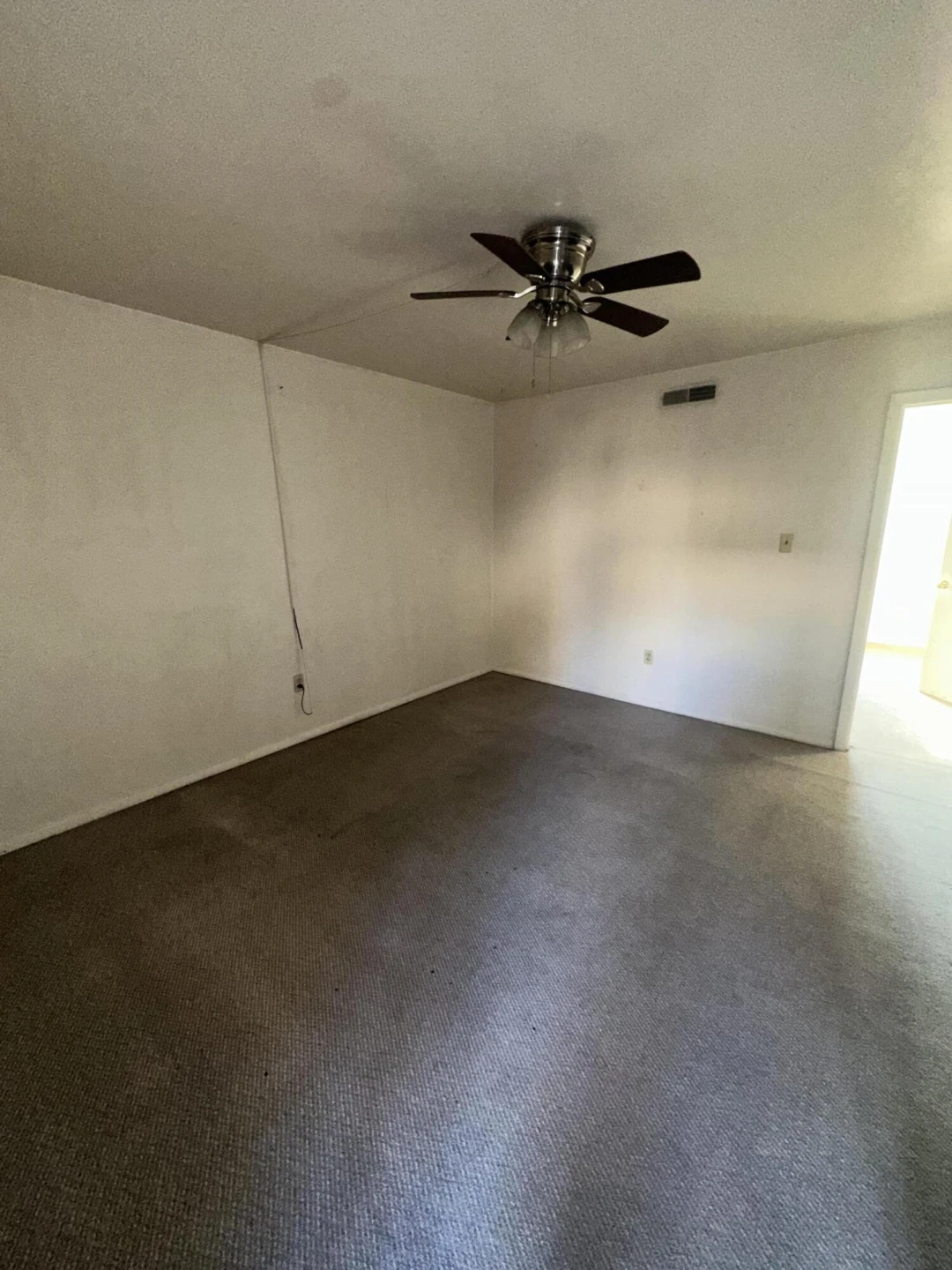 1606 Wayne ST - Photo 3