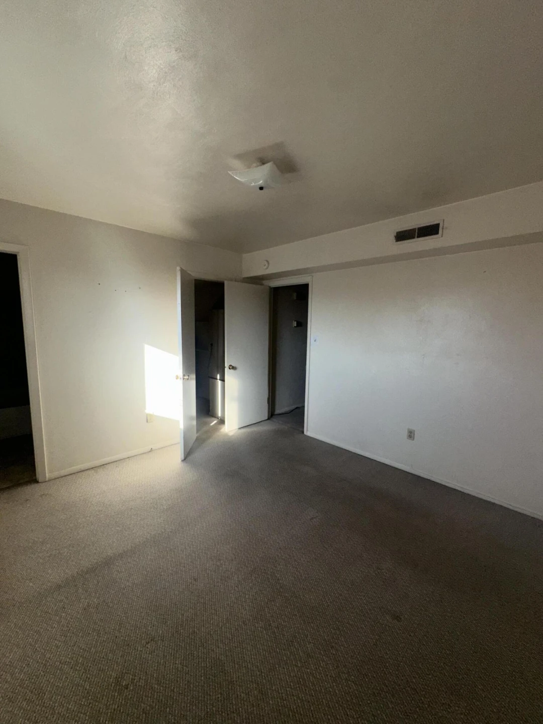 1606 Wayne ST - Photo 7