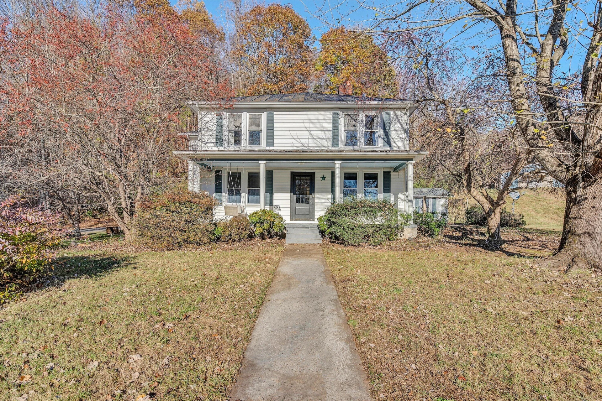 370 Rustic Ridge RD - Photo 2