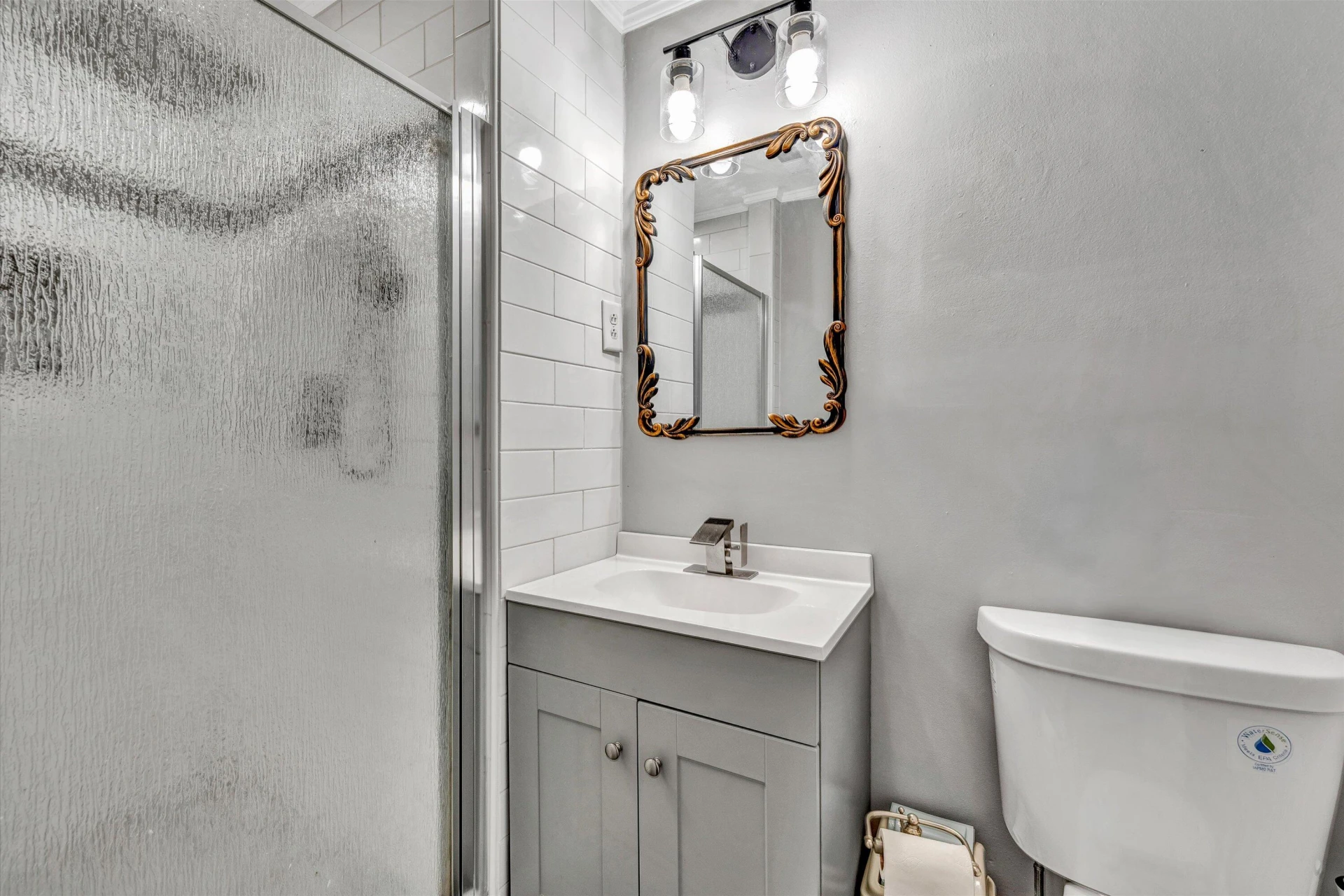 533 Fleming AVE - Photo 12