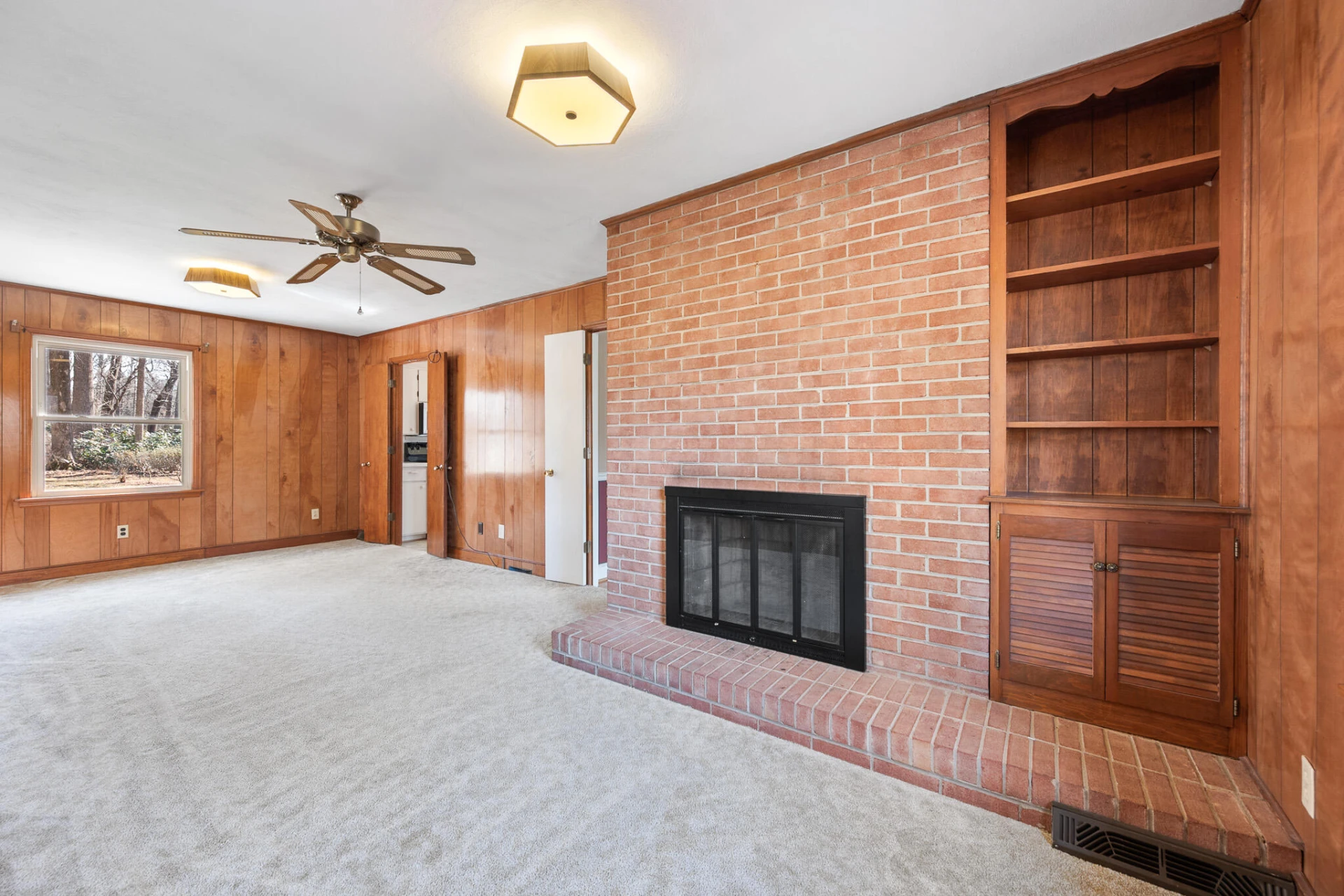 921 Watson PL - Photo 18
