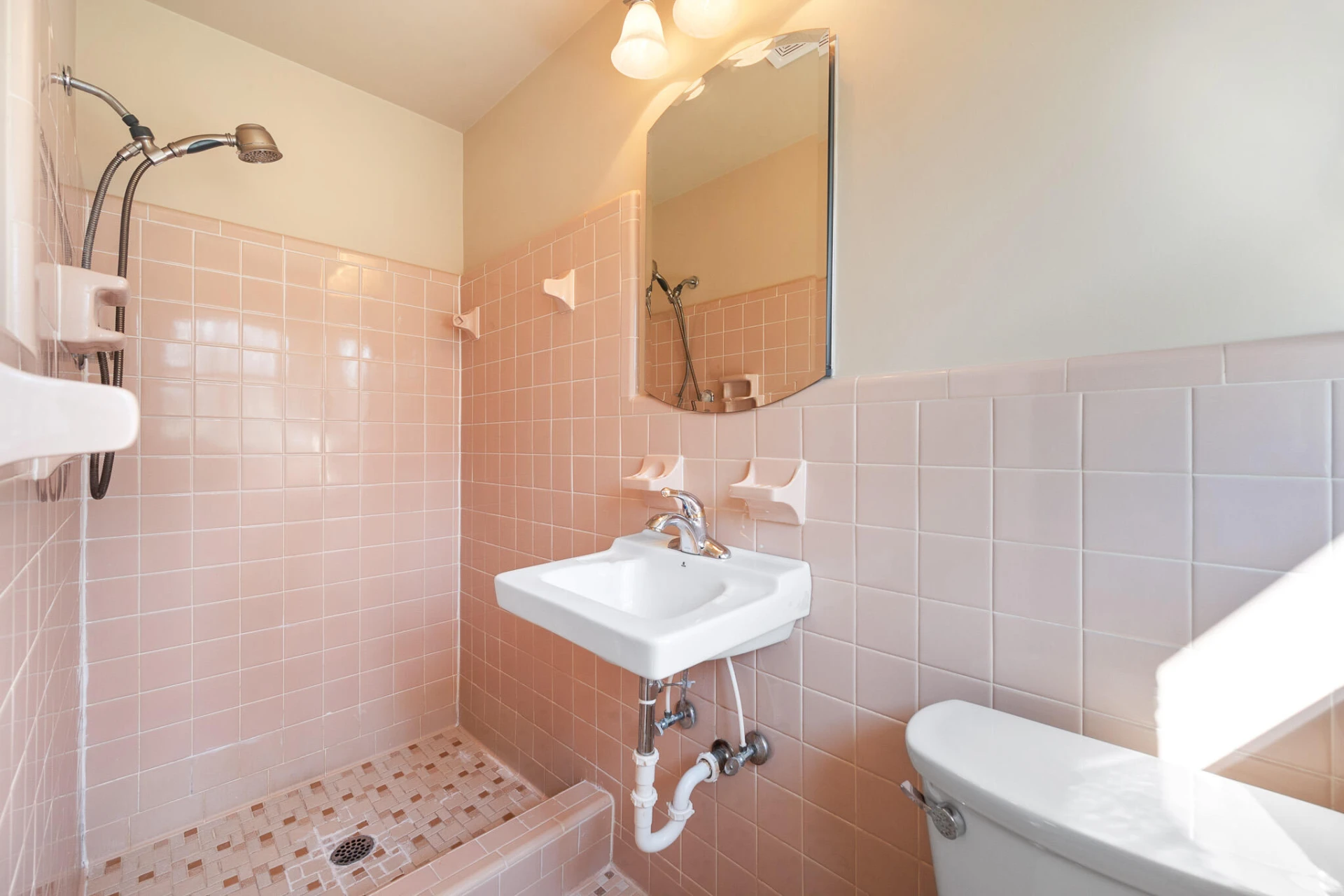 921 Watson PL - Photo 26